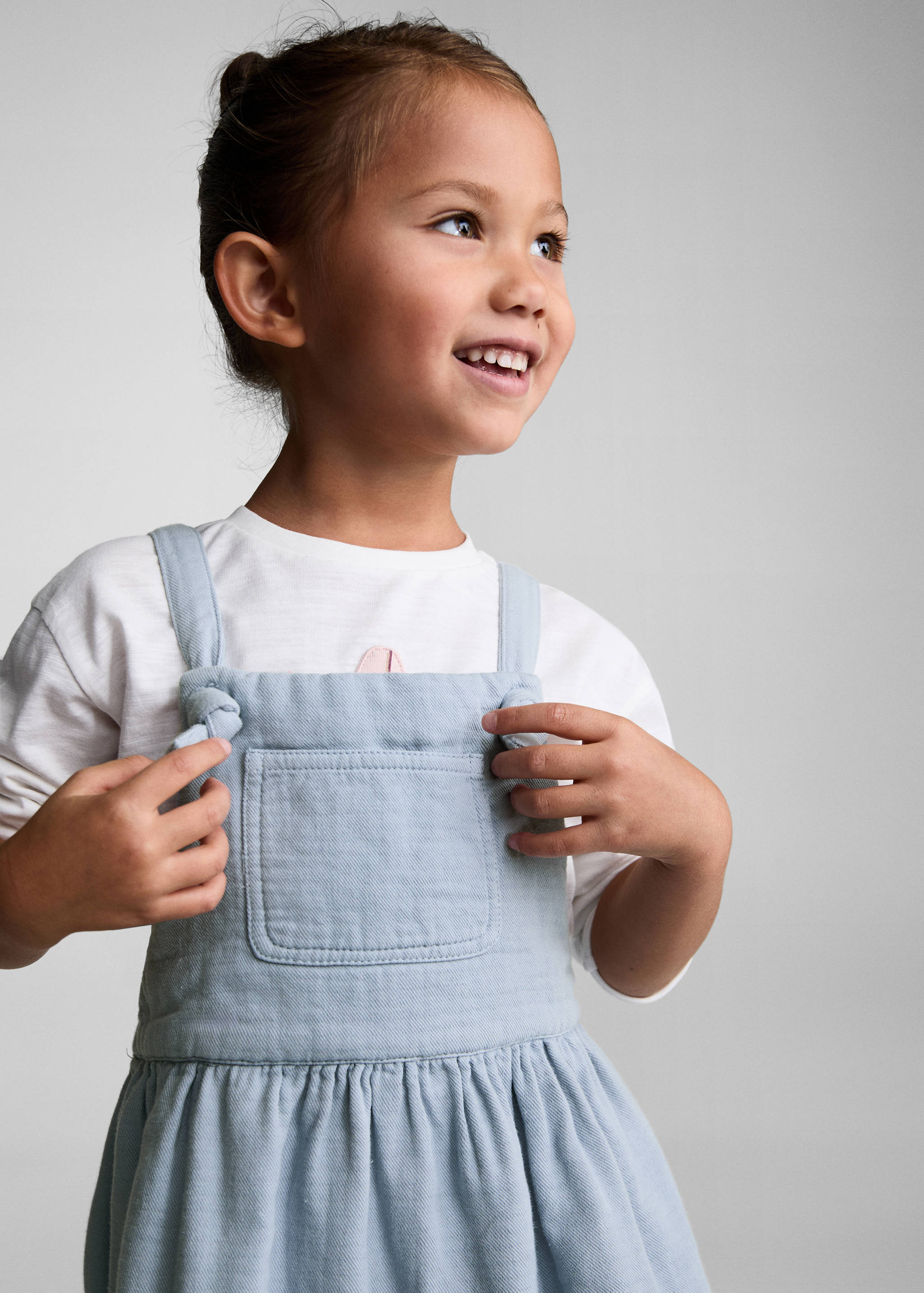 Short cotton pinafore dress - Details of the article 1