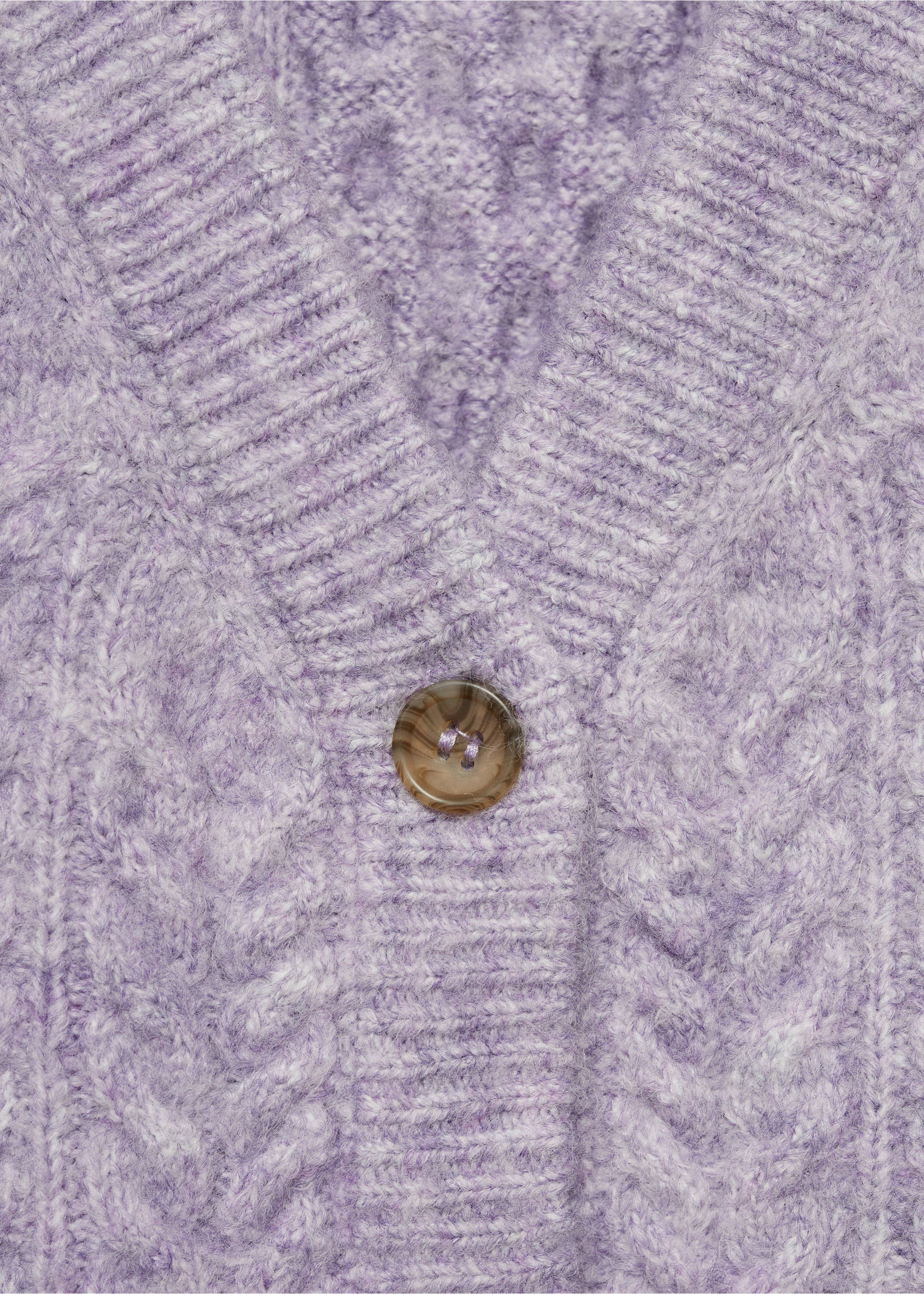 Knitted braided cardigan - Details of the article 8, Lavender. Ref: 77084784-00.