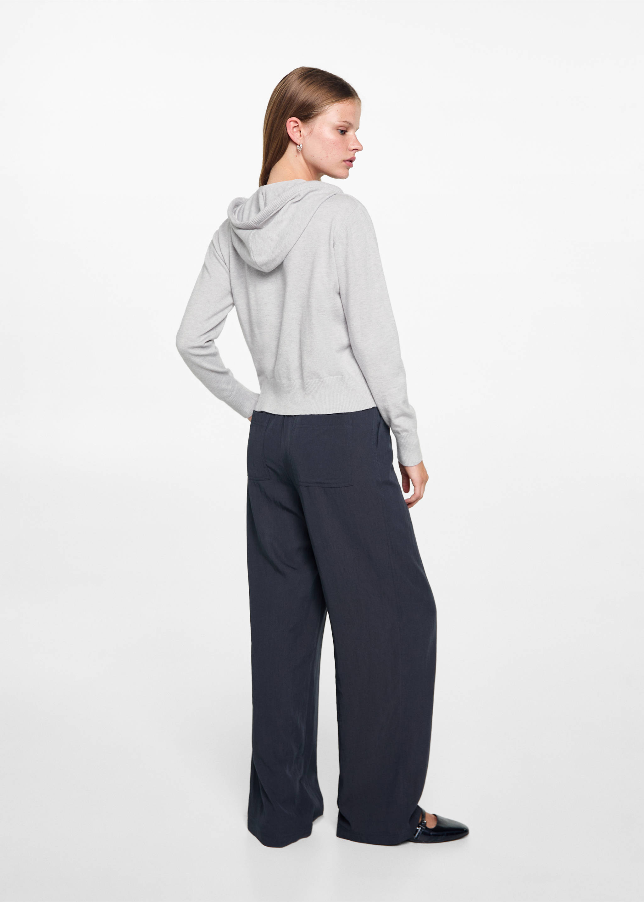 Strickpullover mit Kapuze - Rückseite des Artikels, Grau. Ref: 77084785-00.