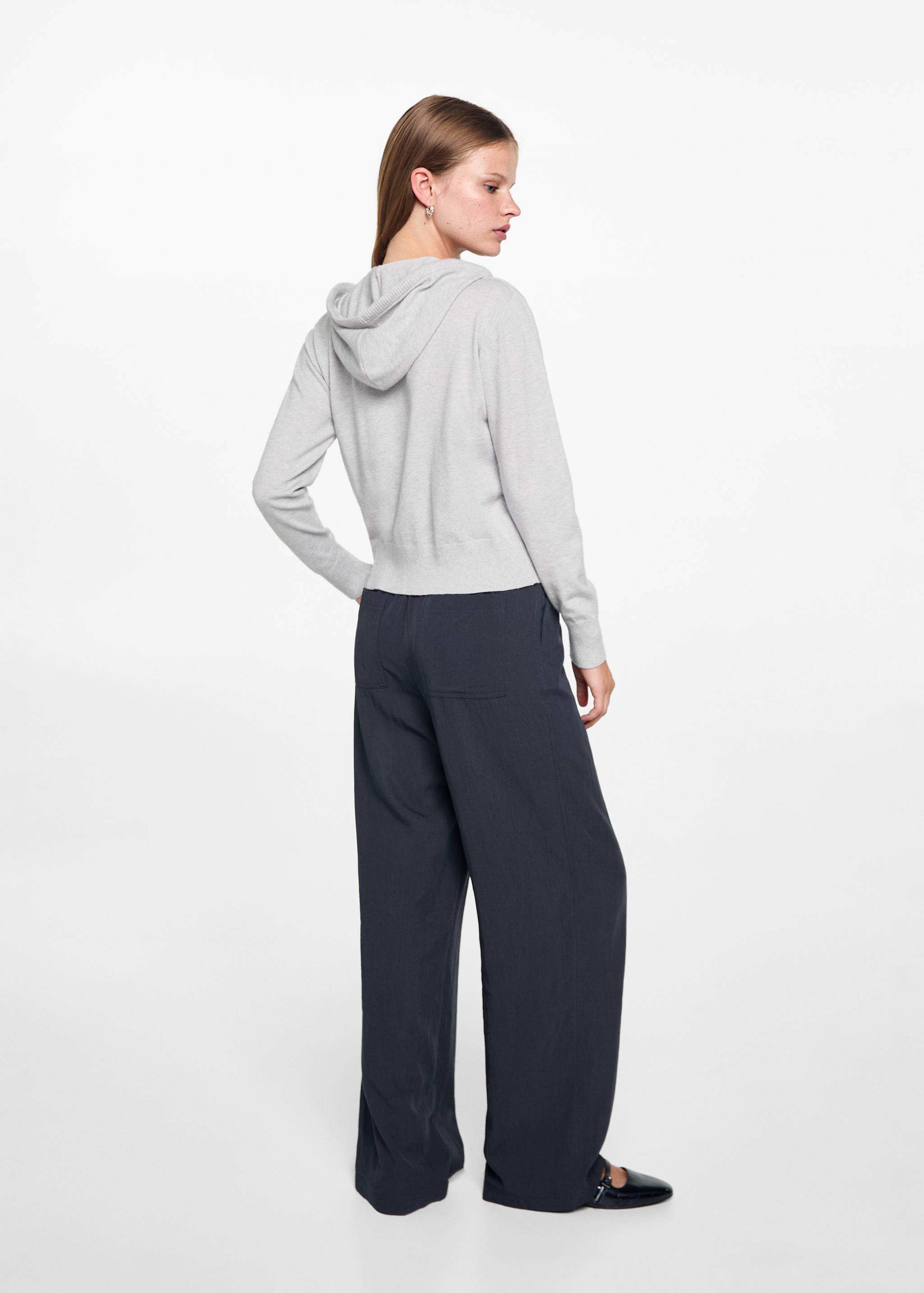 Strickpullover mit Kapuze - Rückseite des Artikels