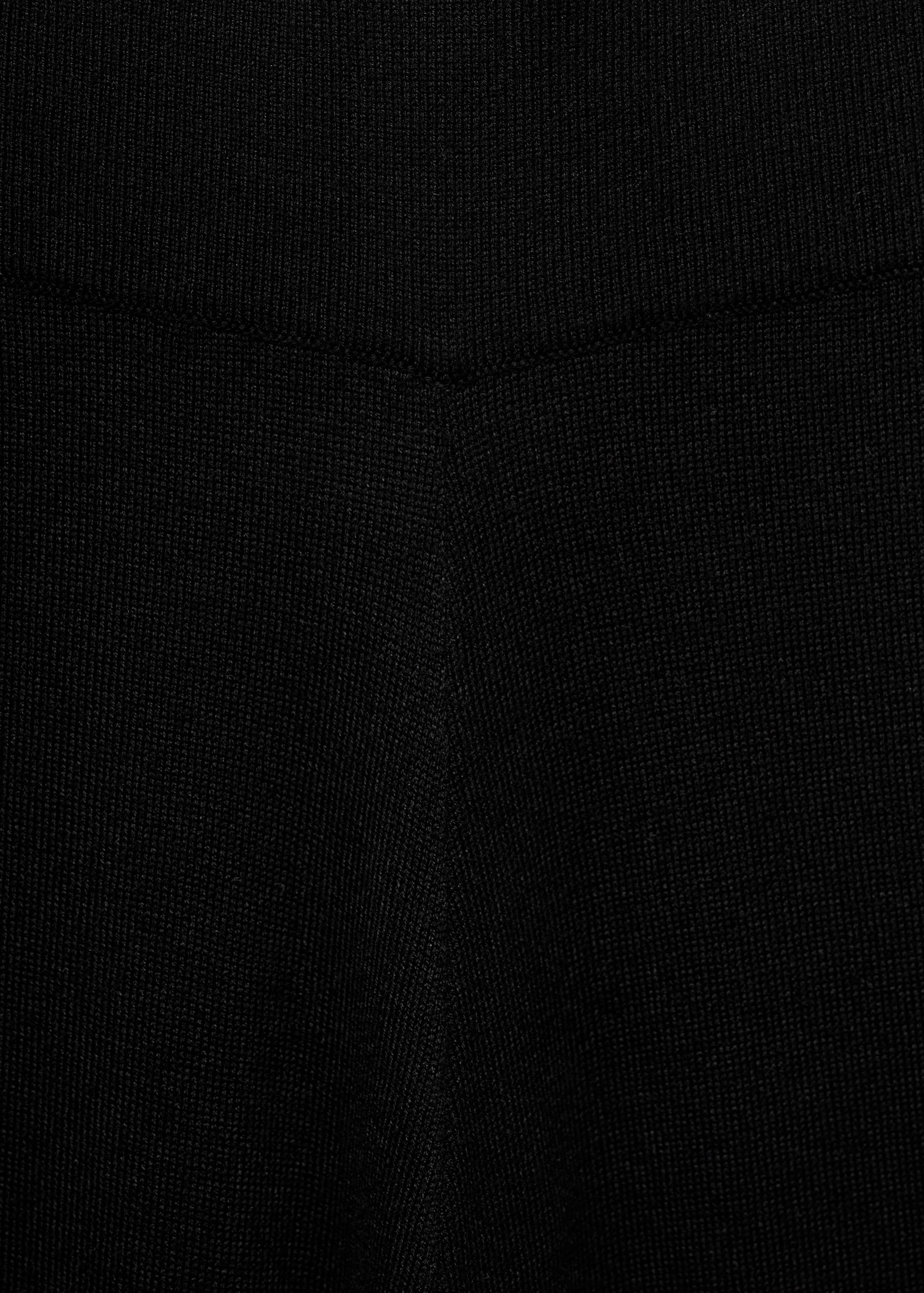 Gebreide wideleg broek - Detail van het artikel 8