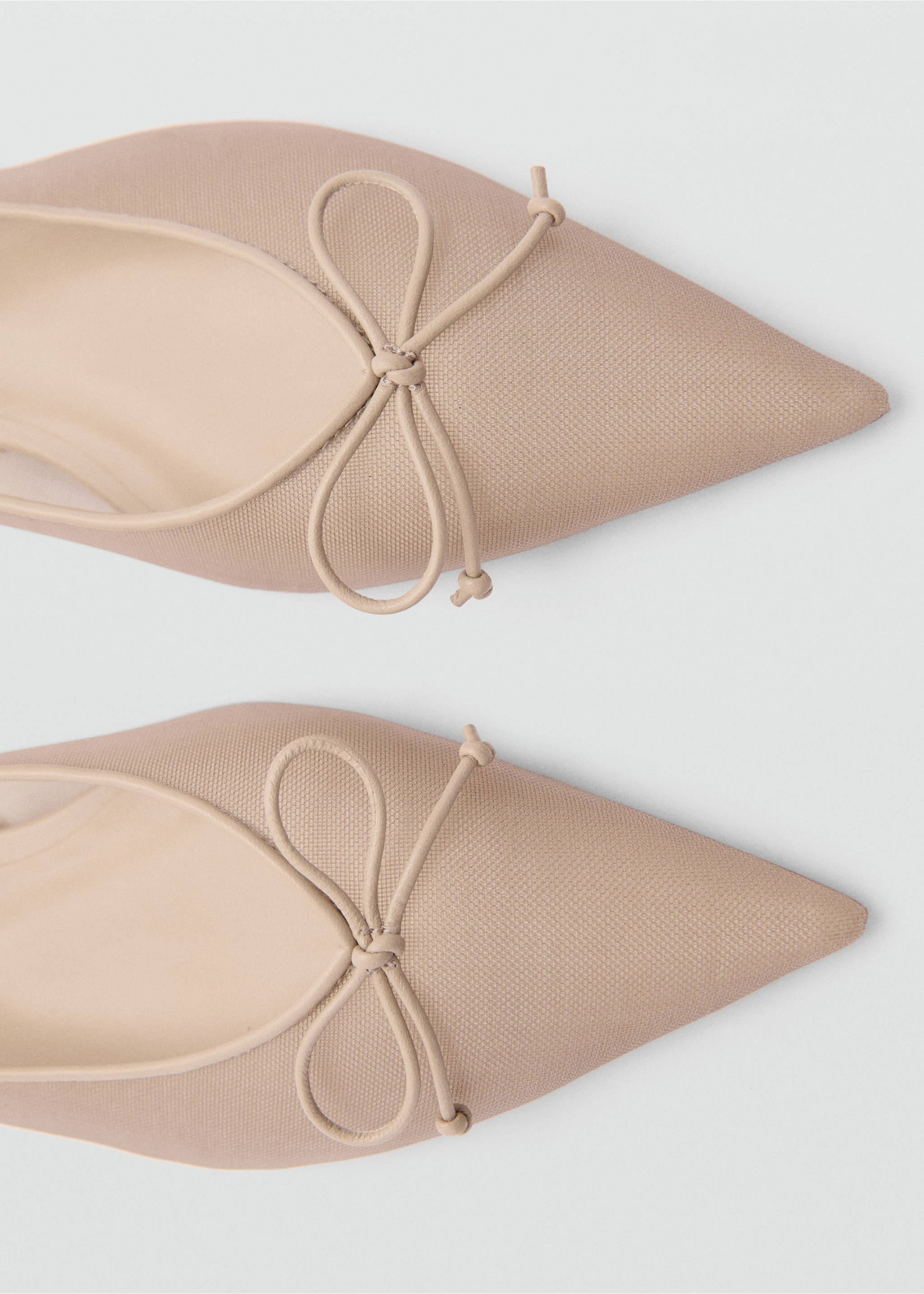 Ballerines pointues détail nœud - Détail de l'article 2, Nude. Ref: 77085152-00.