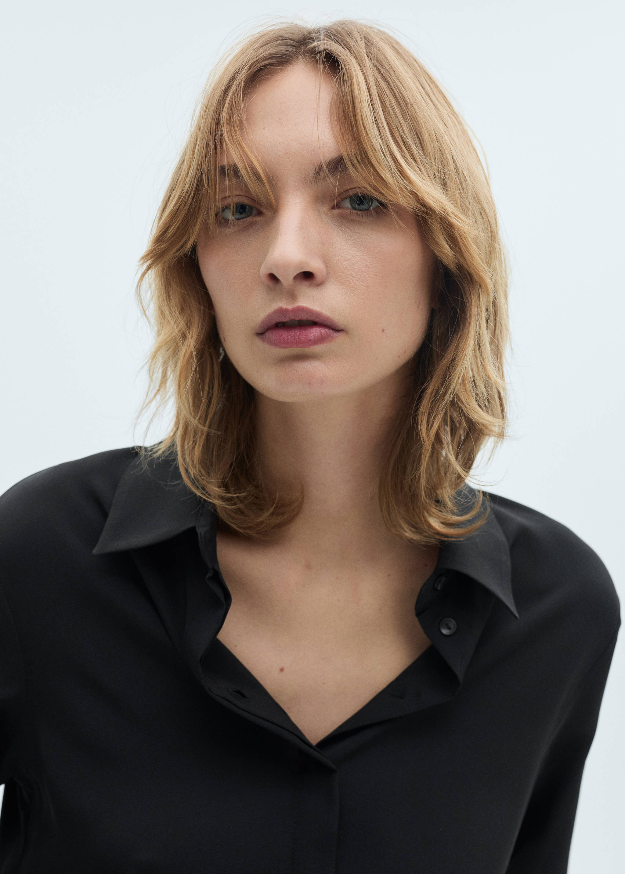 Fluid long-sleeved shirt - Details of the article 1