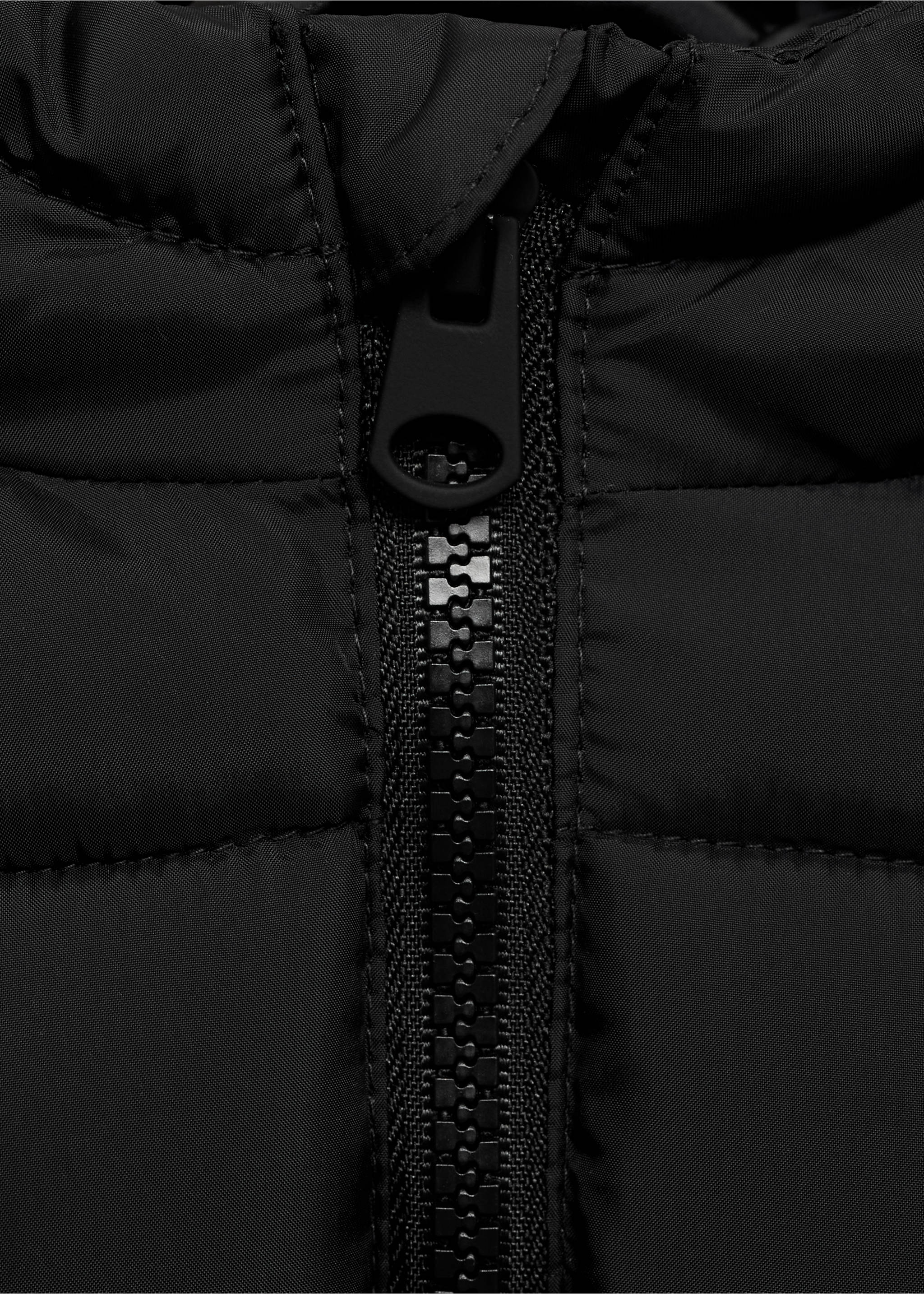 Quilted long coat - Details of the article 8, Black. Ref: 77085629-00.
