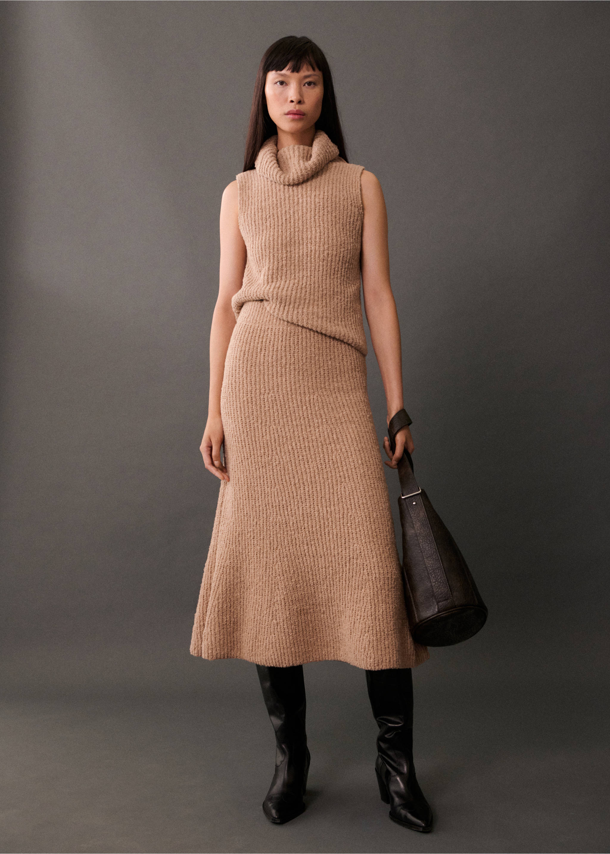 Jupe évasée maille côtelée - Plan général, Marron moyen. Ref: 77085642-00.