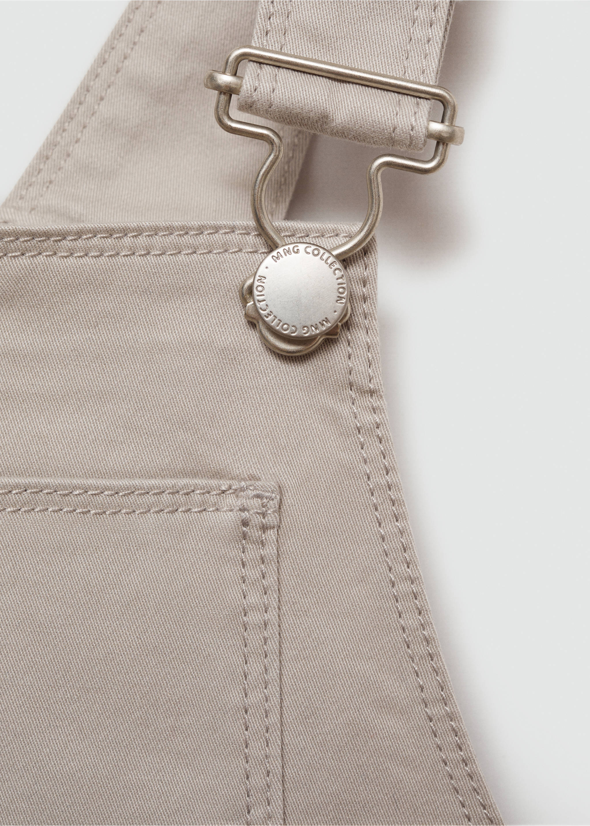 Pockets long dungarees - Details of the article 8, Light/Pastel Grey. Ref: 77085644-00.