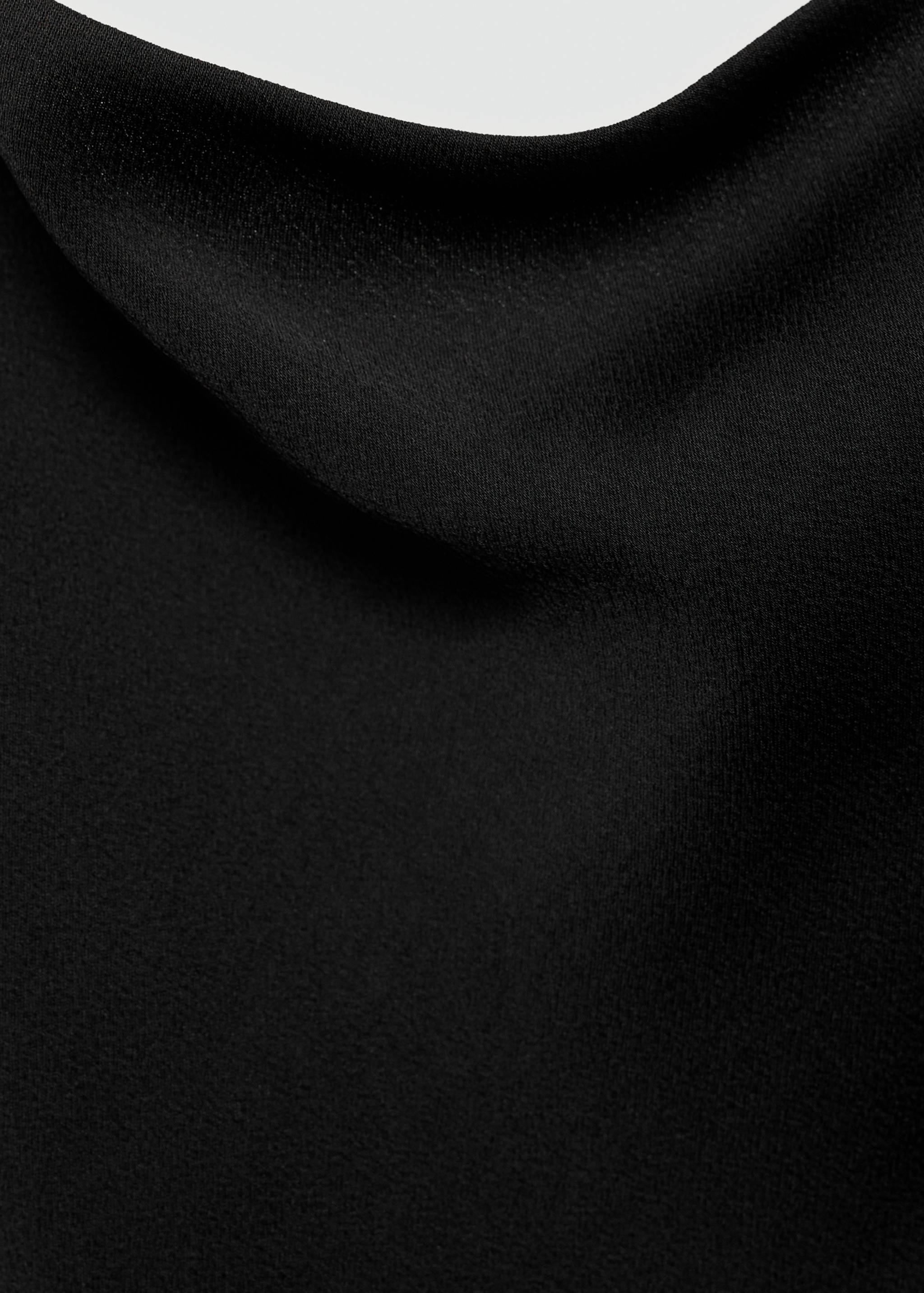 Top acetinado com alças finas - Pormenor do artigo 0