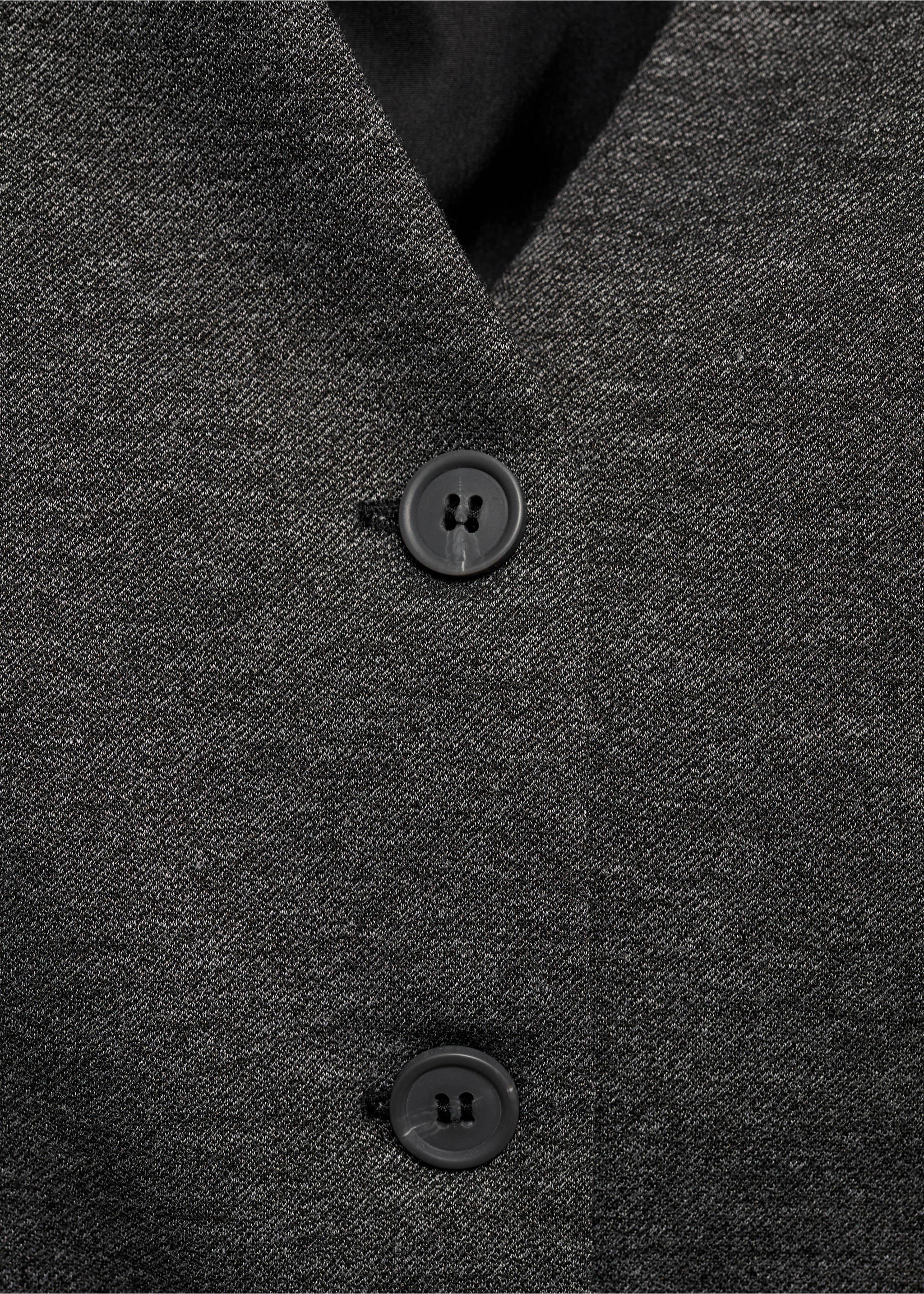 Gilet ajusté boutons - Détail de l'article 8, Gris. Ref: 77085661-00.