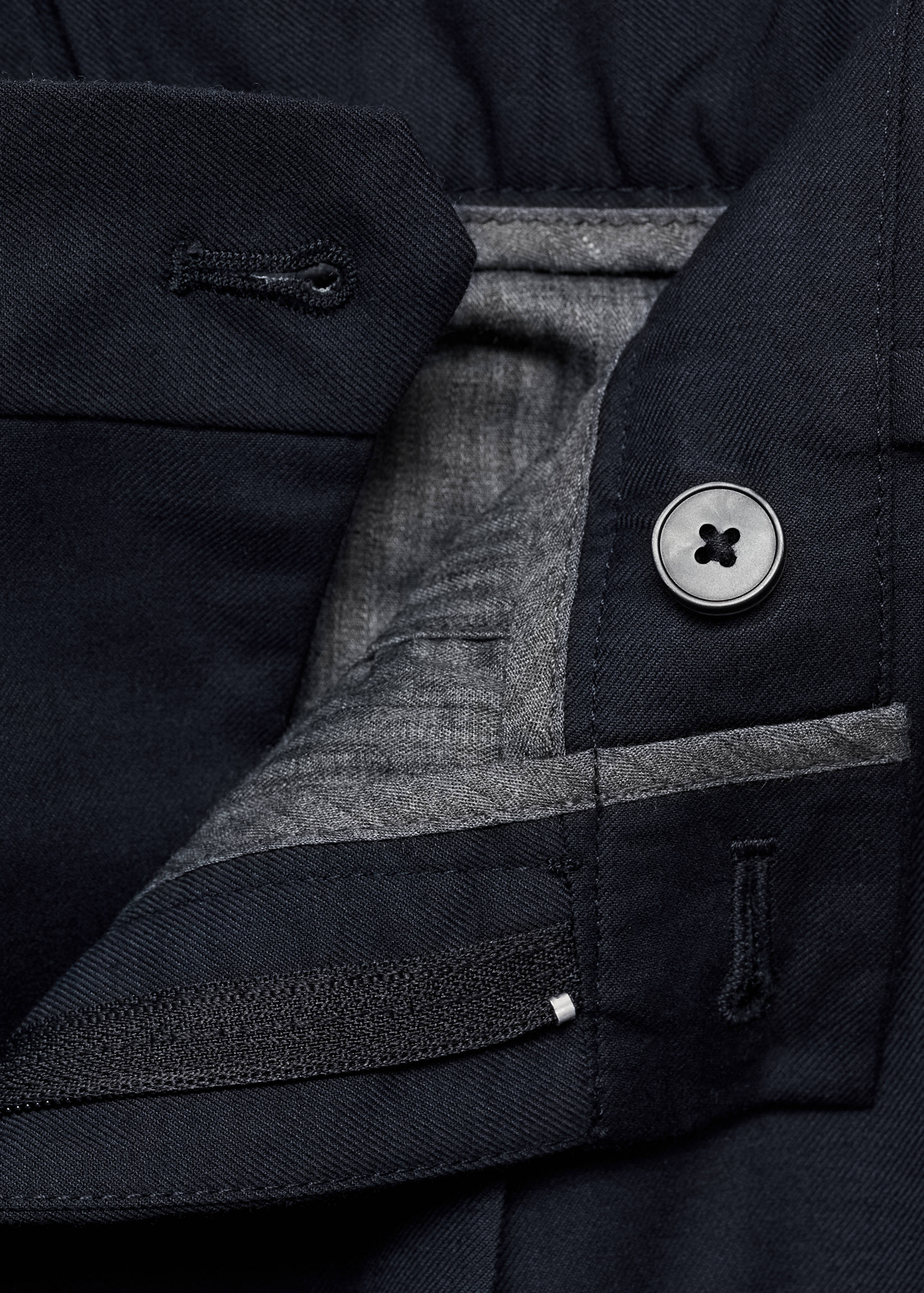 Pleated slim-fit trousers - Details of the article 8