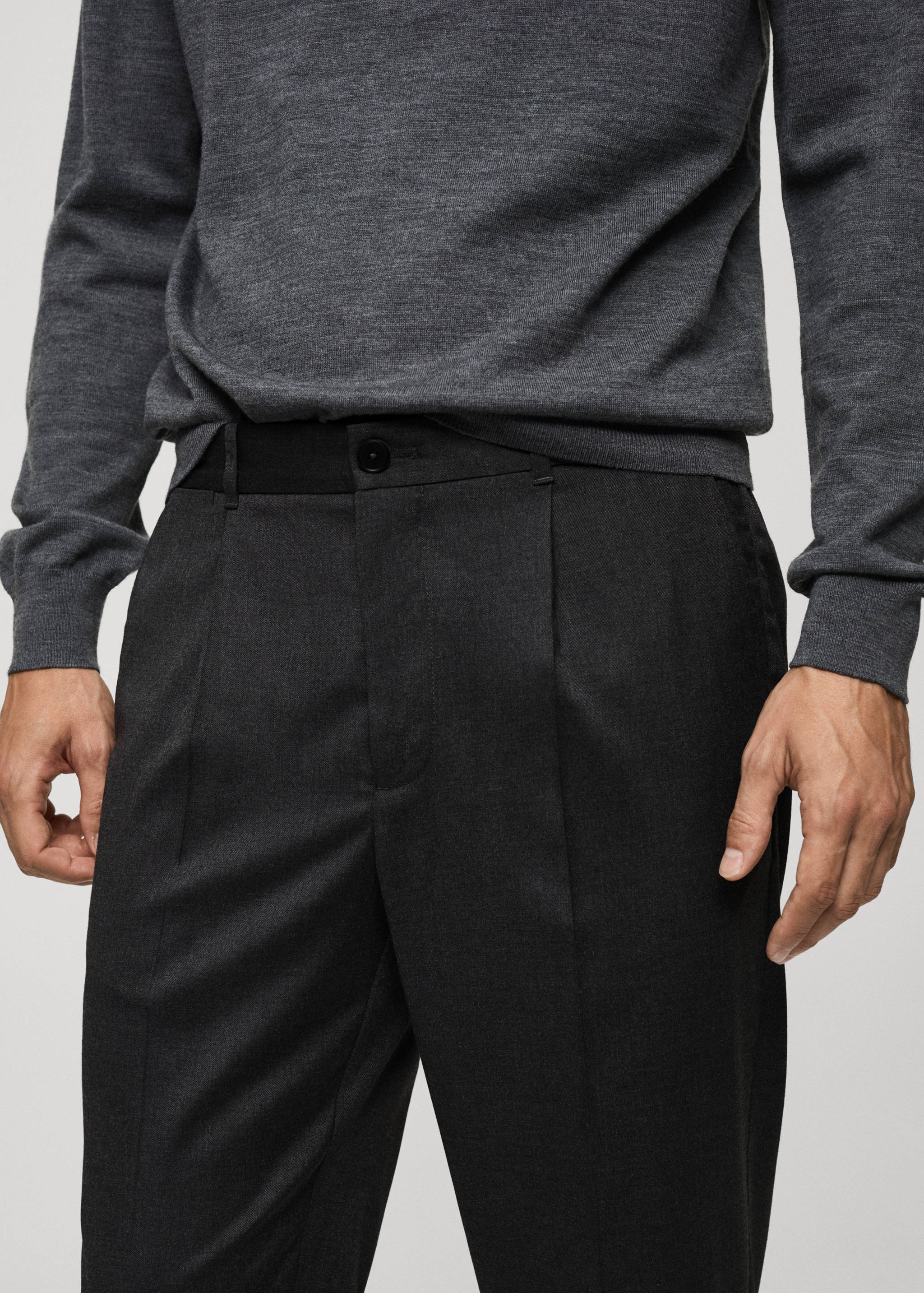 Pantalón slim fit pinzas - Detalle del artículo 1