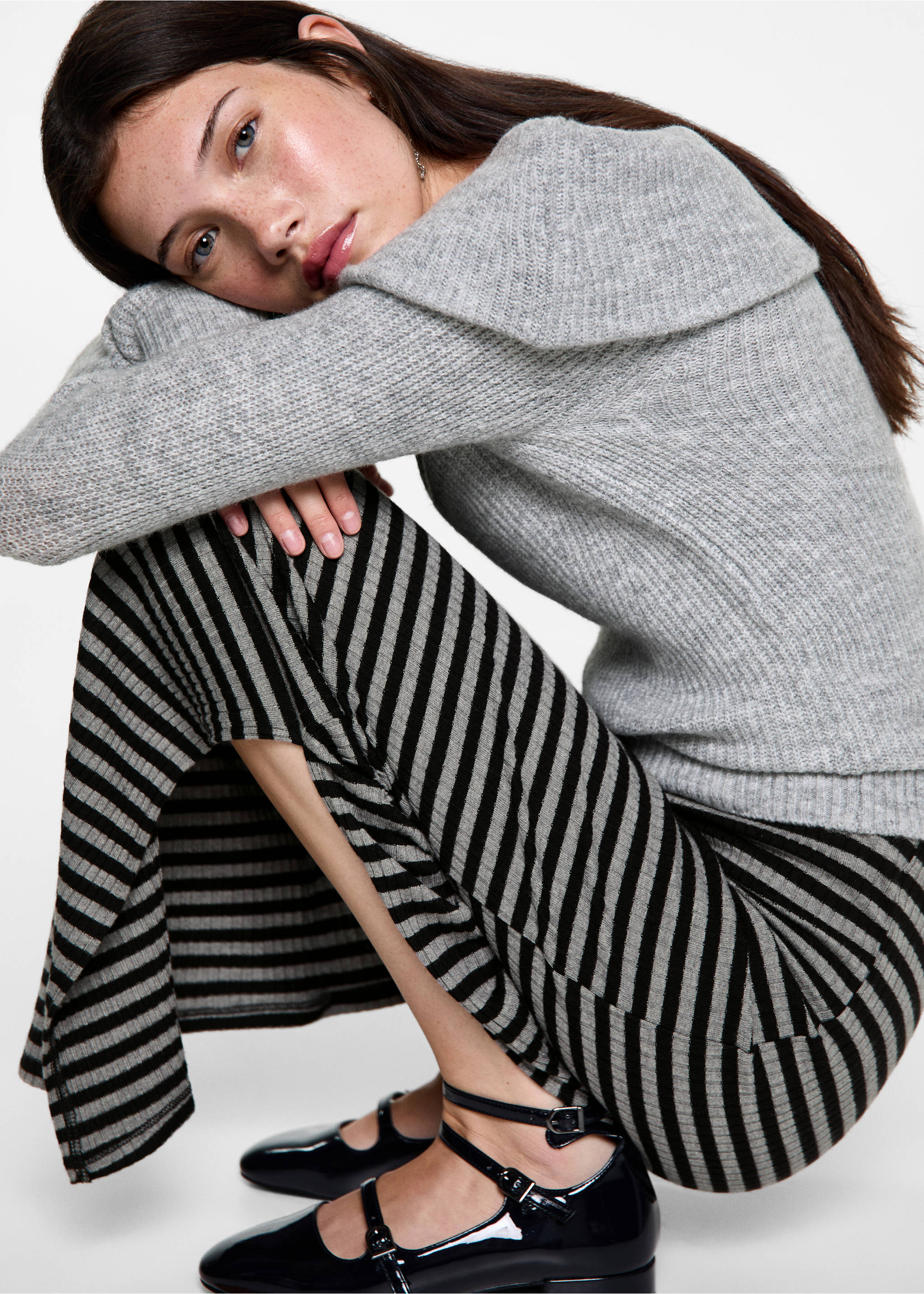 Slit striped skirt - Details of the article 1, Medium Heather Grey. Ref: 77085984-00.