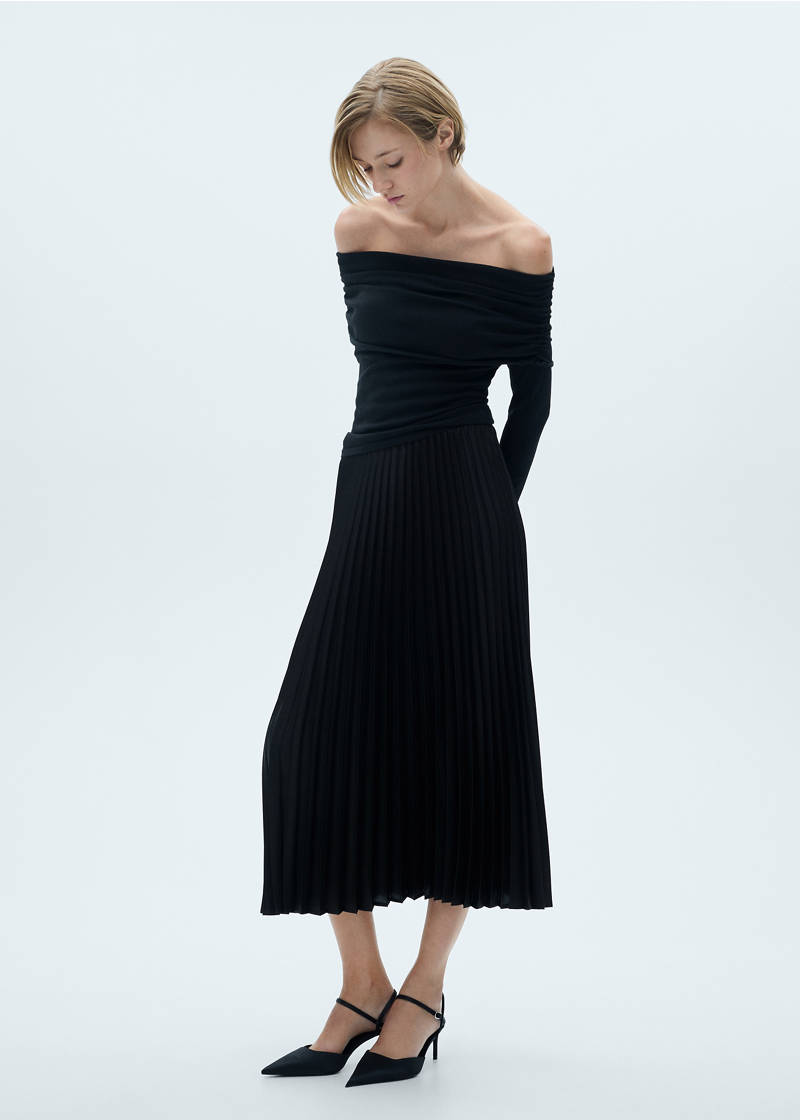 Pleated long skirt - Black