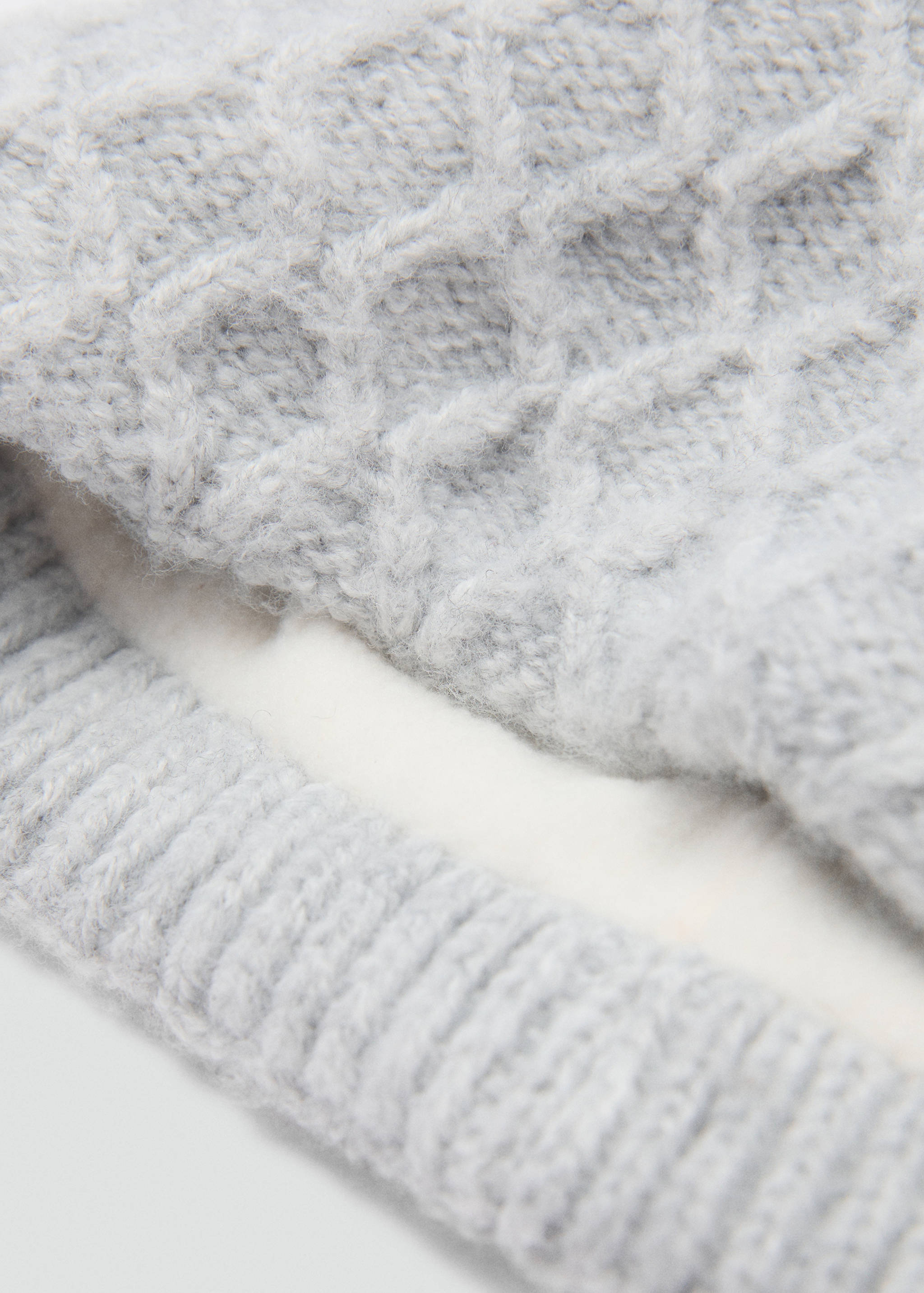 Knitted braided scarf - Medium plane