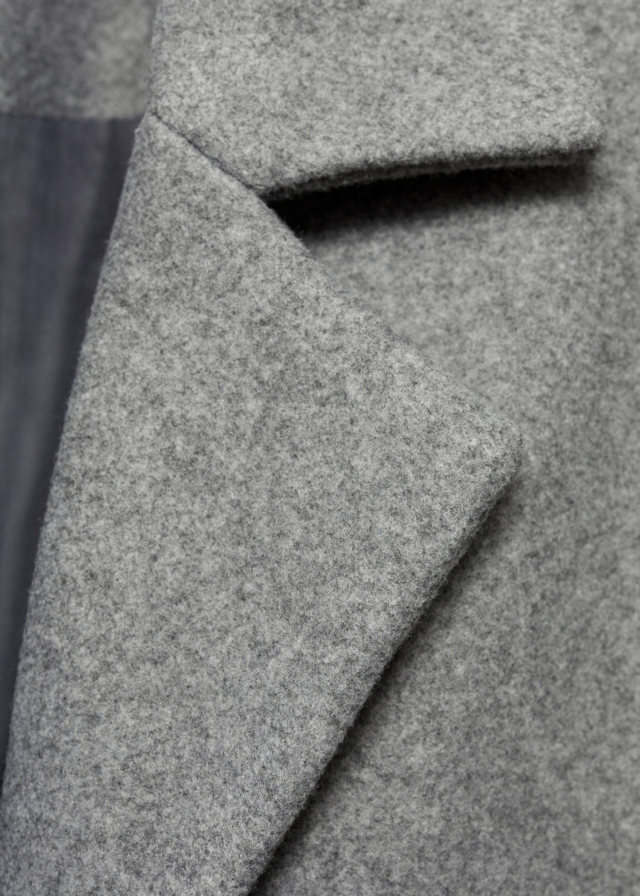 Cloth coat with pockets - Details of the article 0