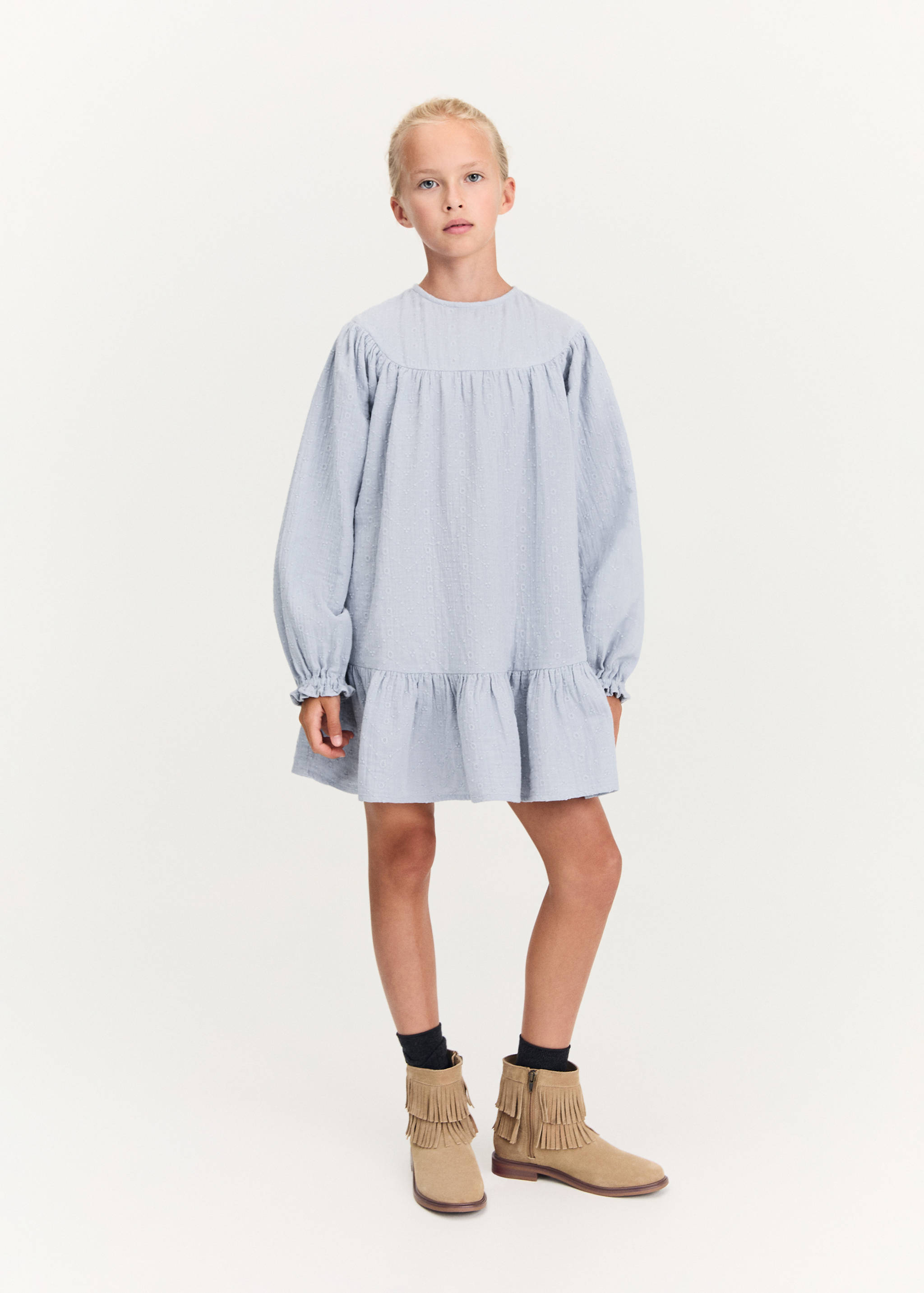 Rochie detalii brodate - Plan general