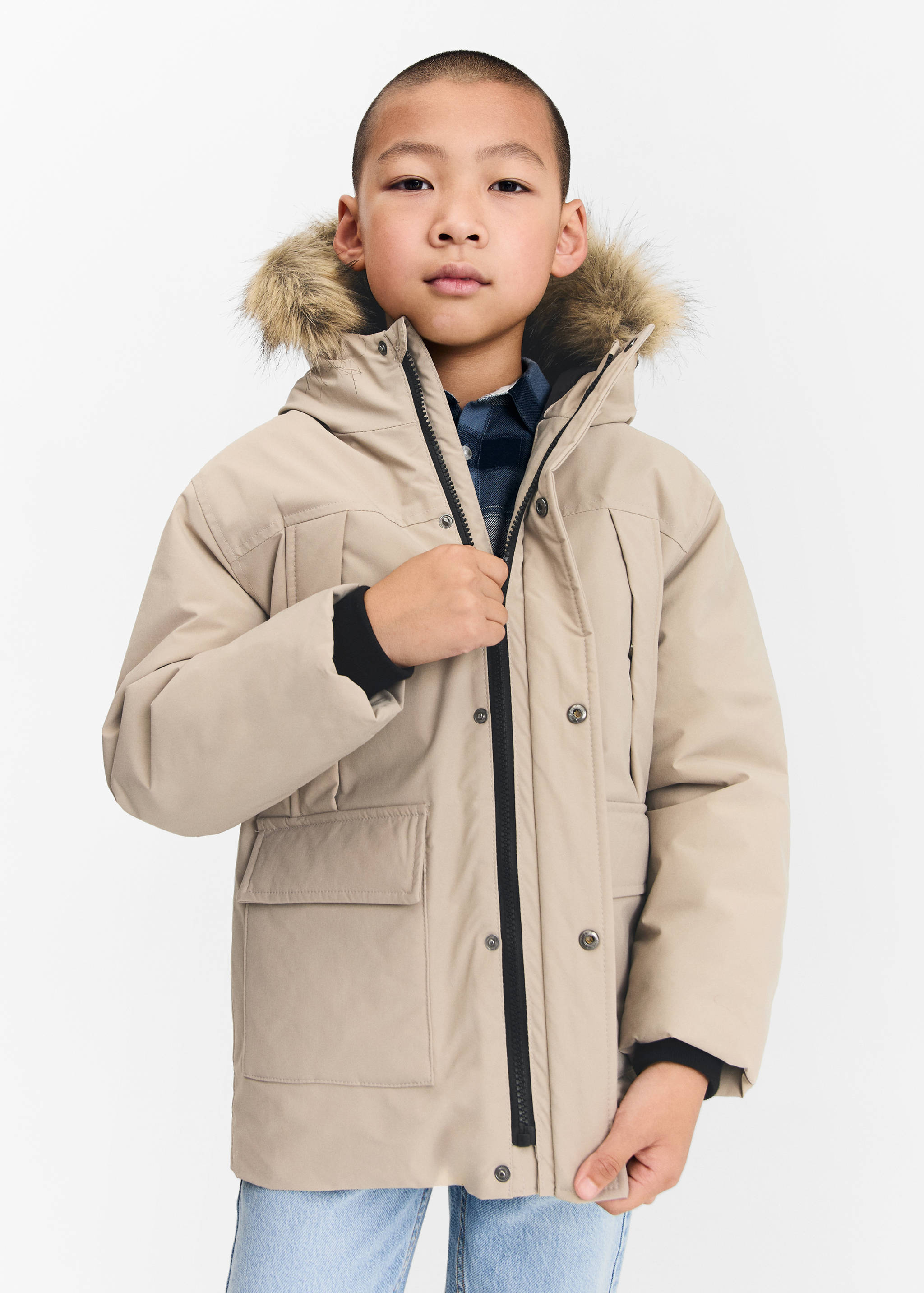 Puffer coat with fur-effect hood - Medium plane