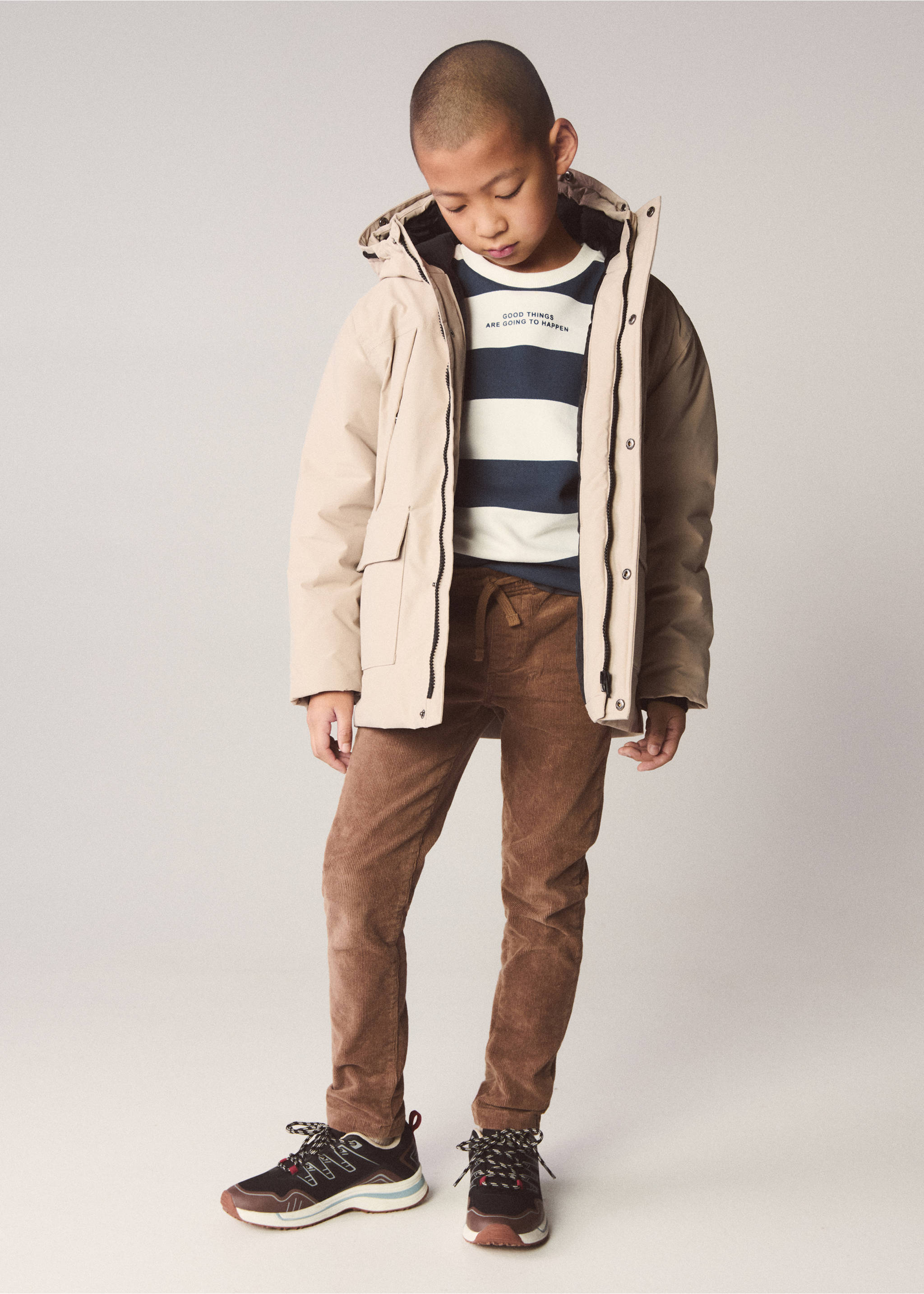 Puffer coat with fur-effect hood - Details of the article 5, Medium Brown. Ref: 77086344-00.