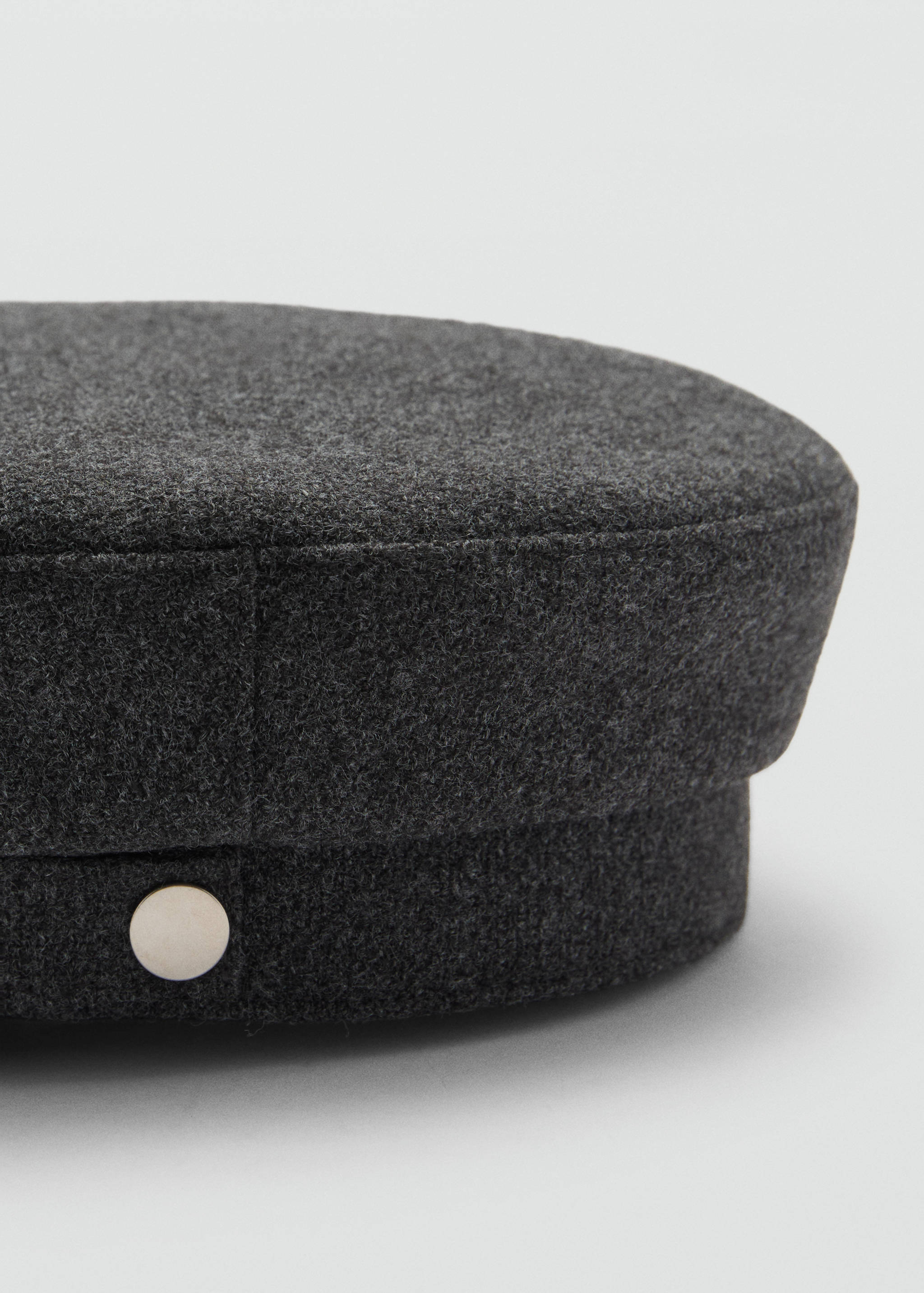 Check baker's cap - Details of the article 2