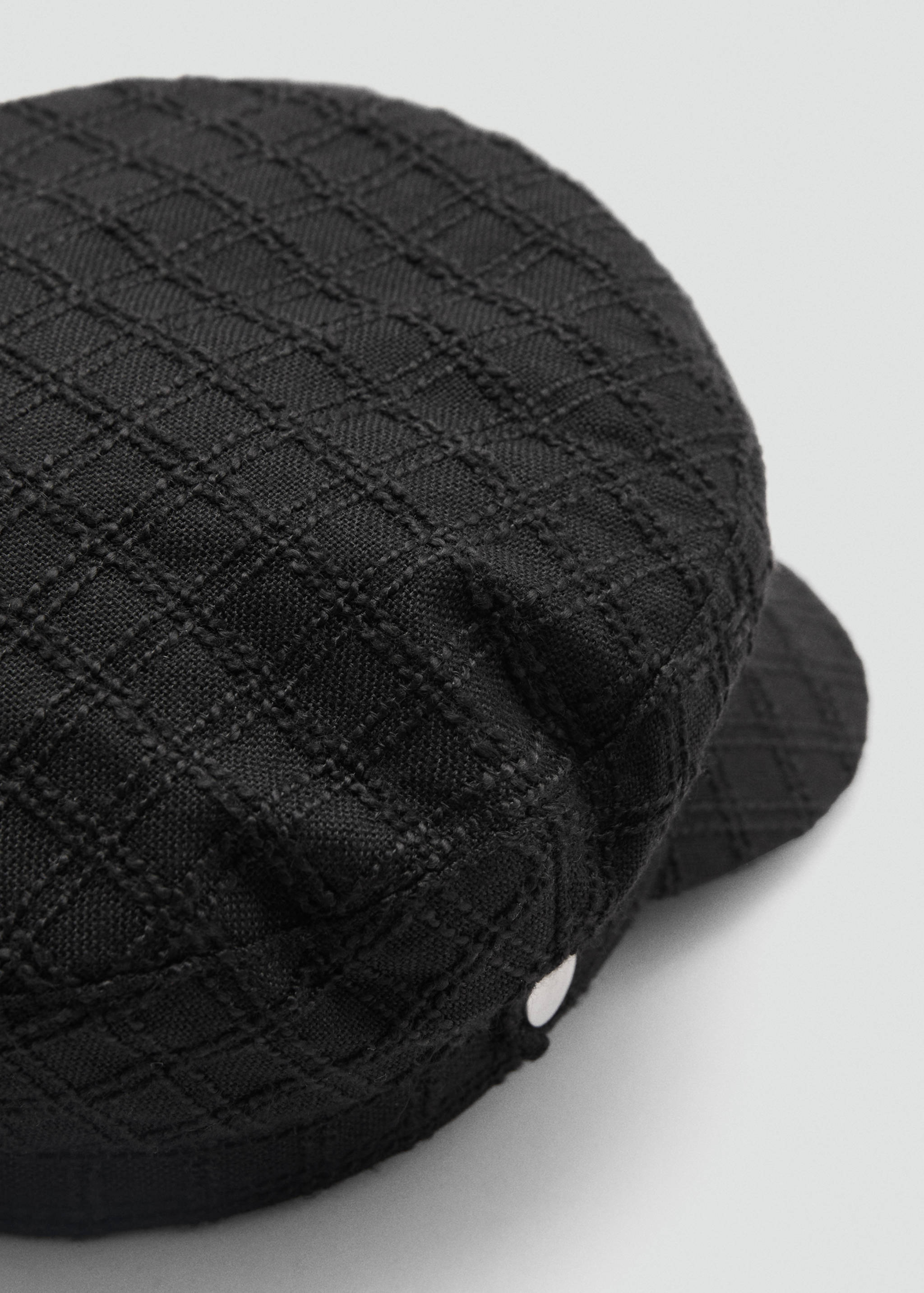 Check baker's cap - Details of the article 2