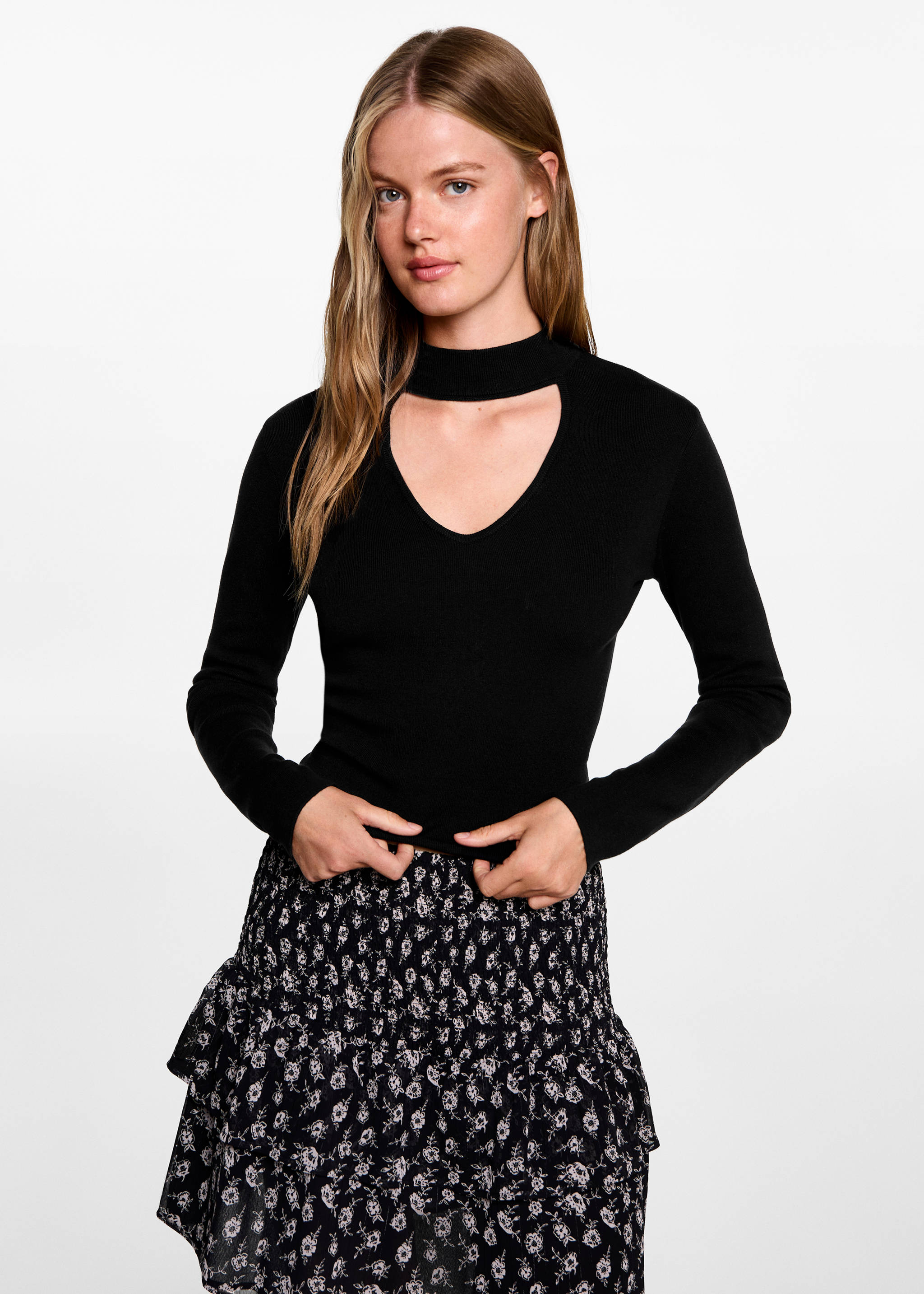 T-shirt crop ouverture - Plan moyen