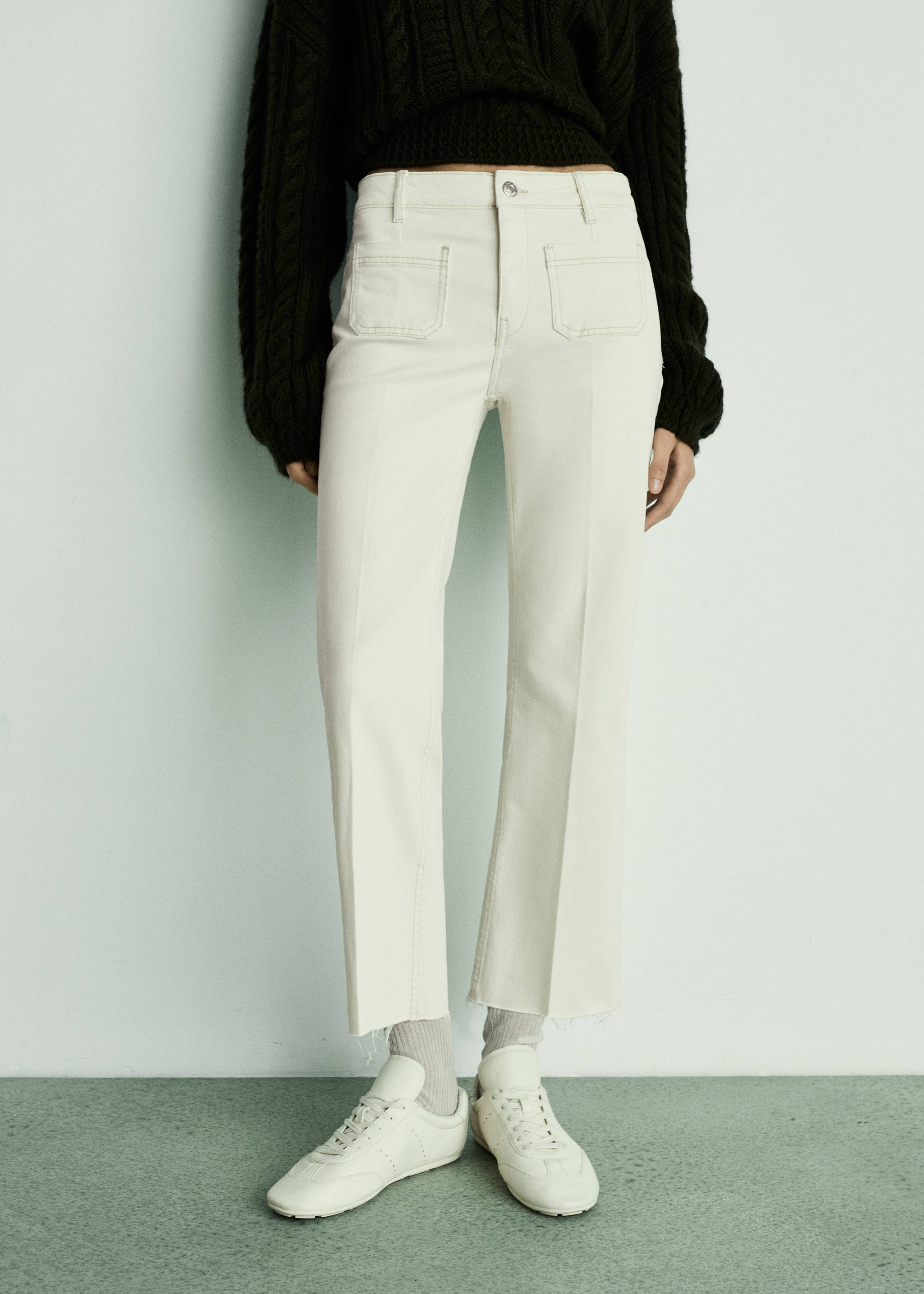 Jean flare crop poches - Plan moyen