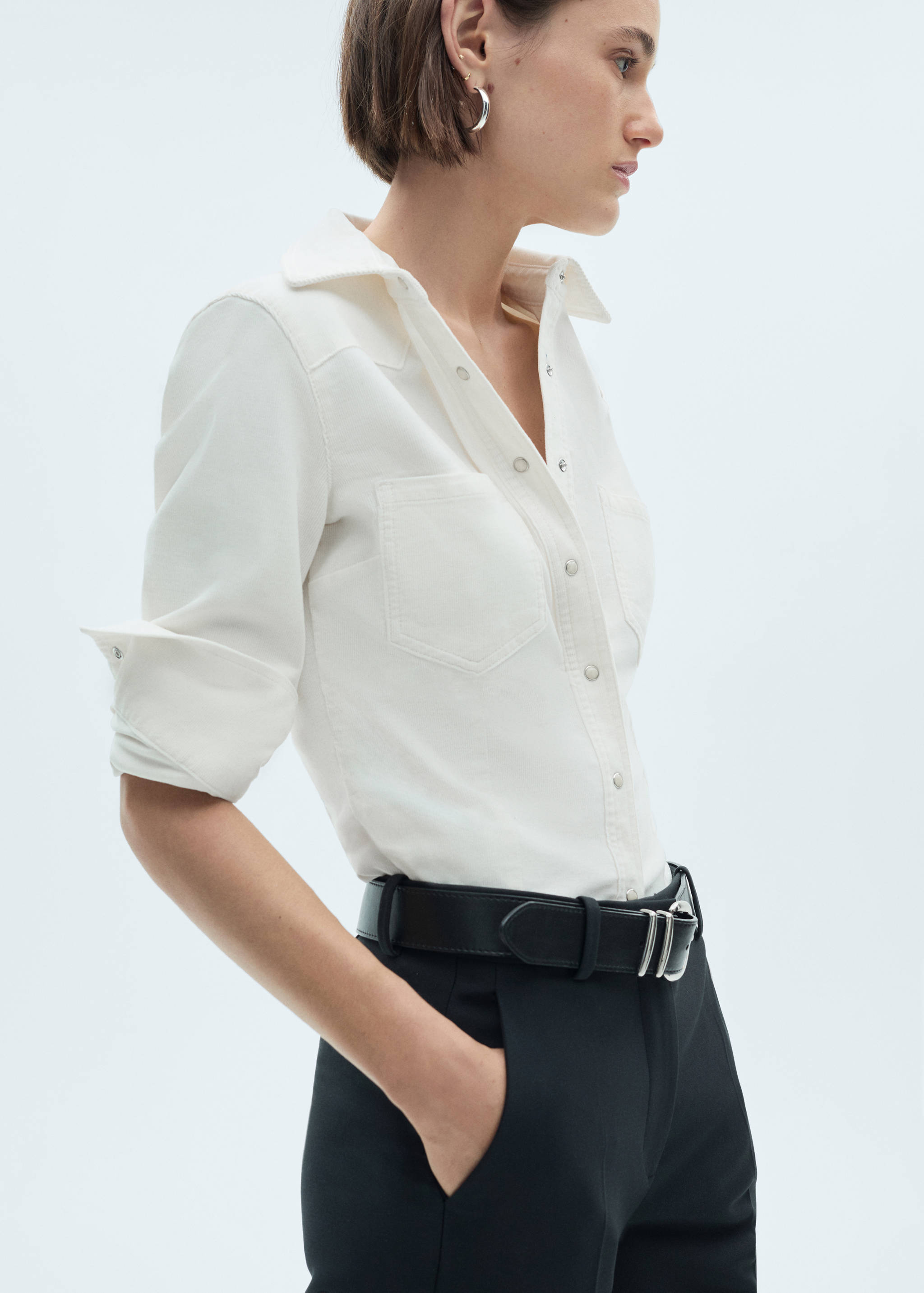 Micro-corduroy shirt with pockets - Details of the article 2