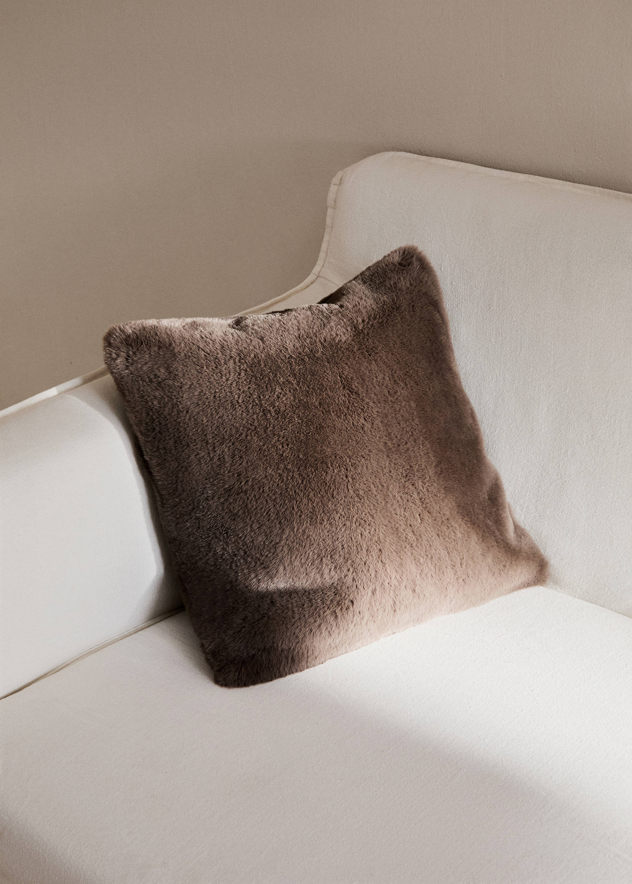 Faux-fur cushion cover 45x45cm - General plane
