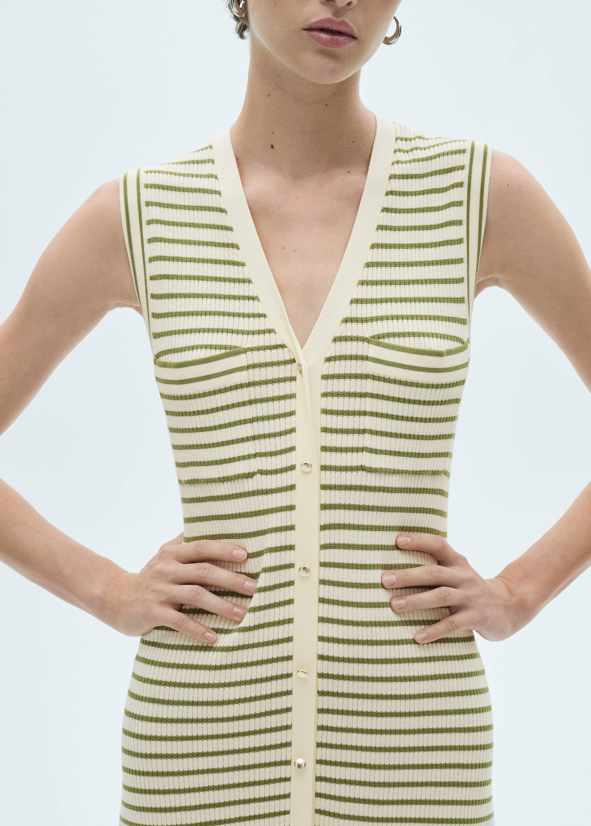 Striped sweater dress - Details of the article 6