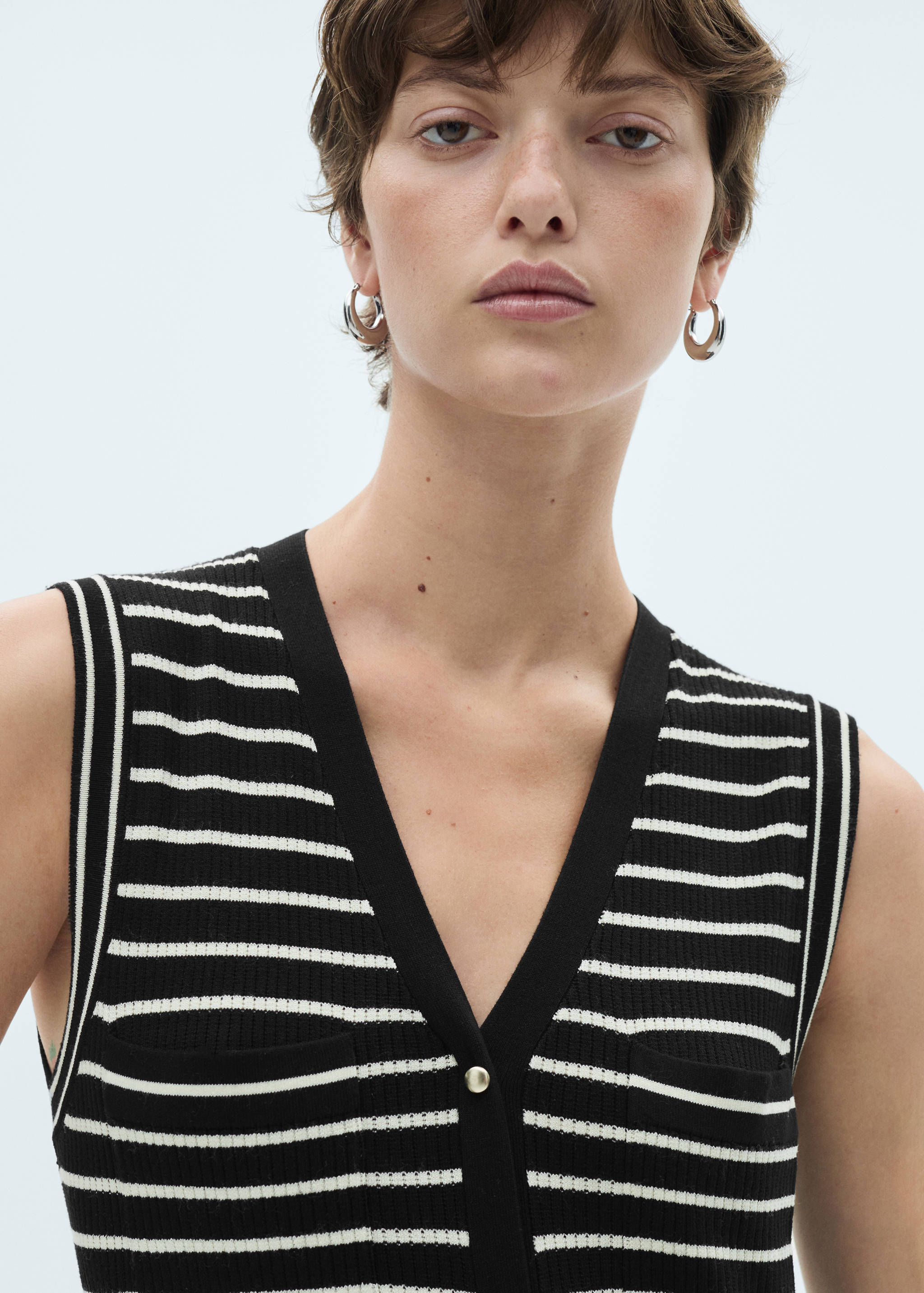 Striped sweater dress - Details of the article 1