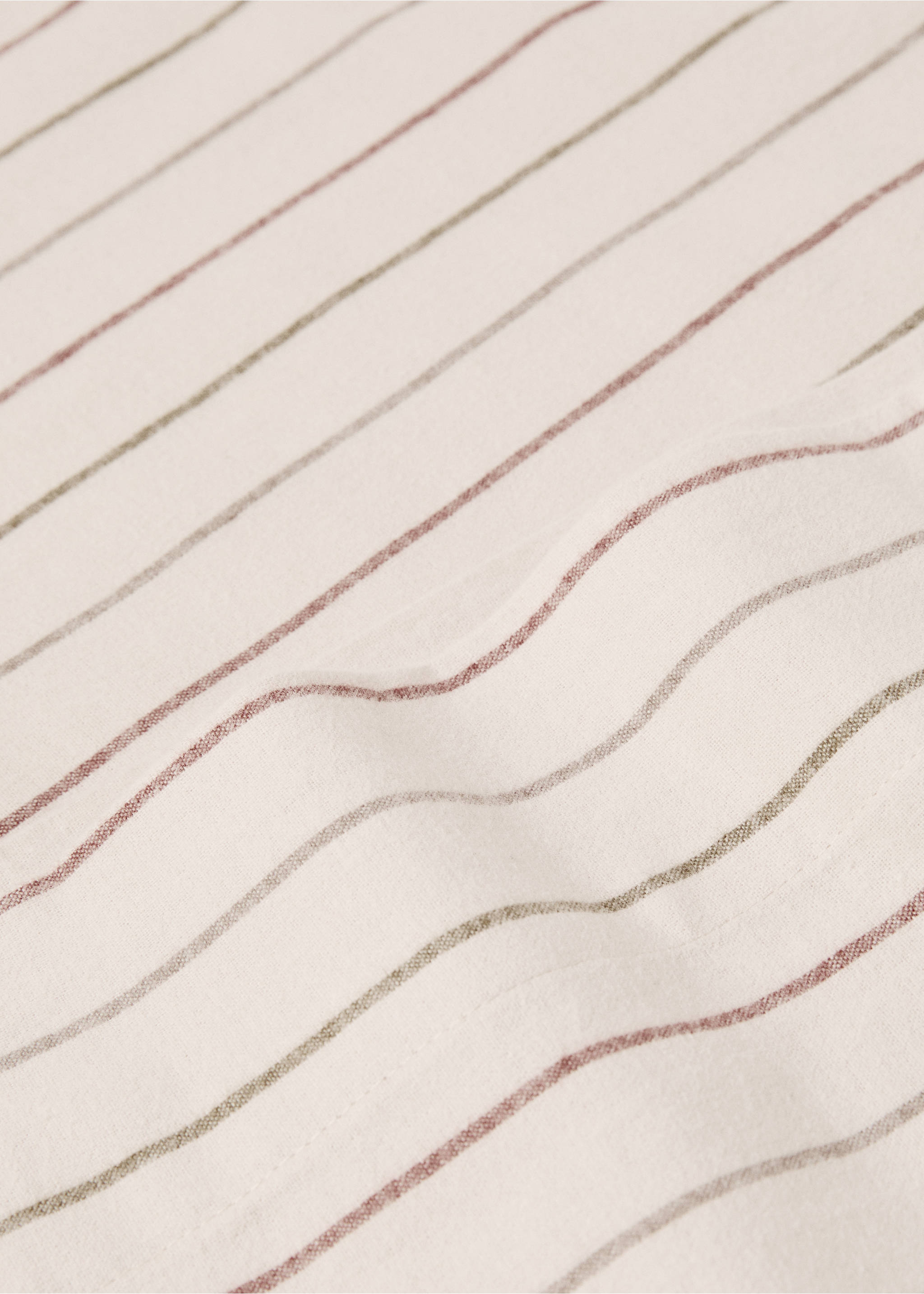 Reversible checkered flannel pillowcase 45x110cm - Details of the article 2, Beige. Ref: 77087652-00.