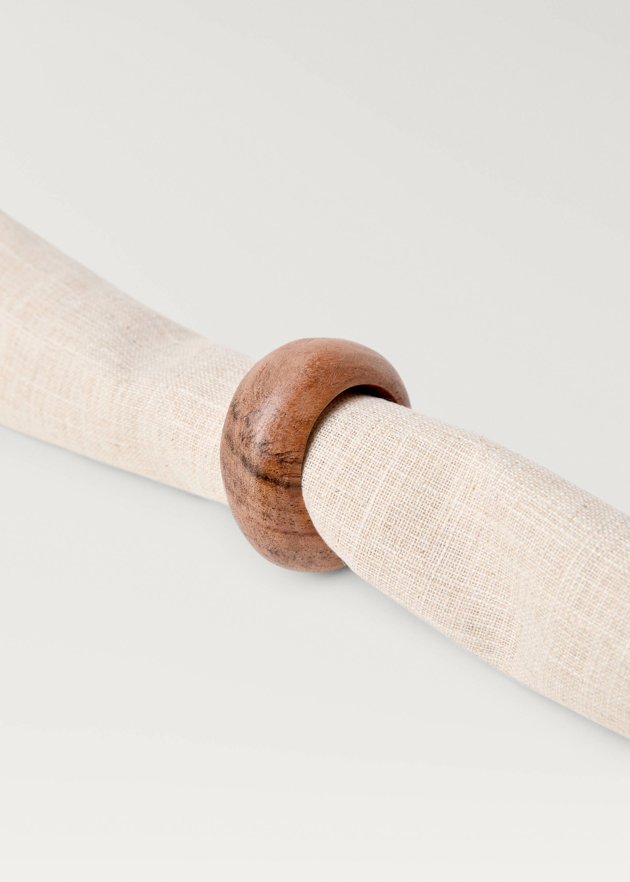 Serviettenring aus 100 % Akazienholz - Detail des Artikels 2