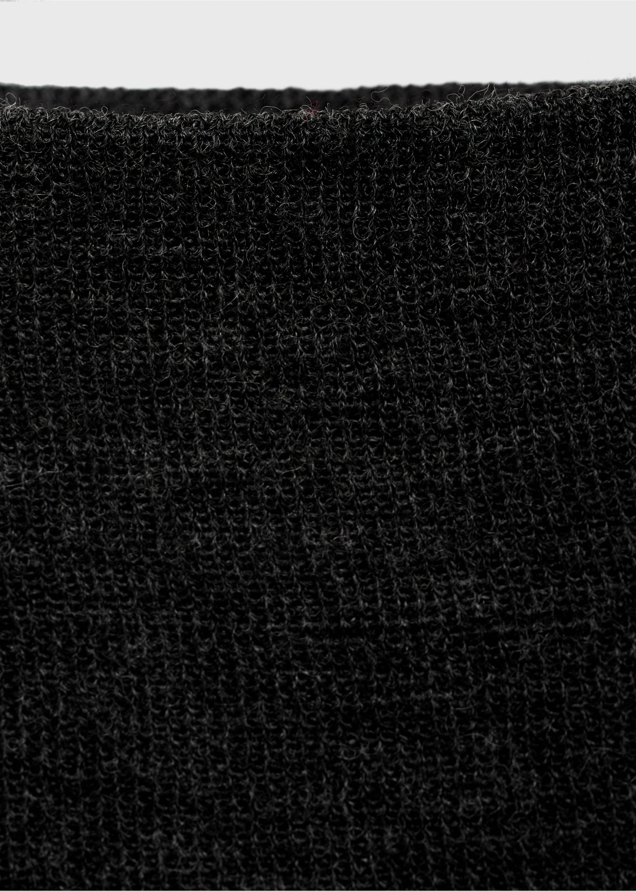 Semi-transparent knitted skirt - Details of the article 8, Dark Heather Grey. Ref: 77087660-00.