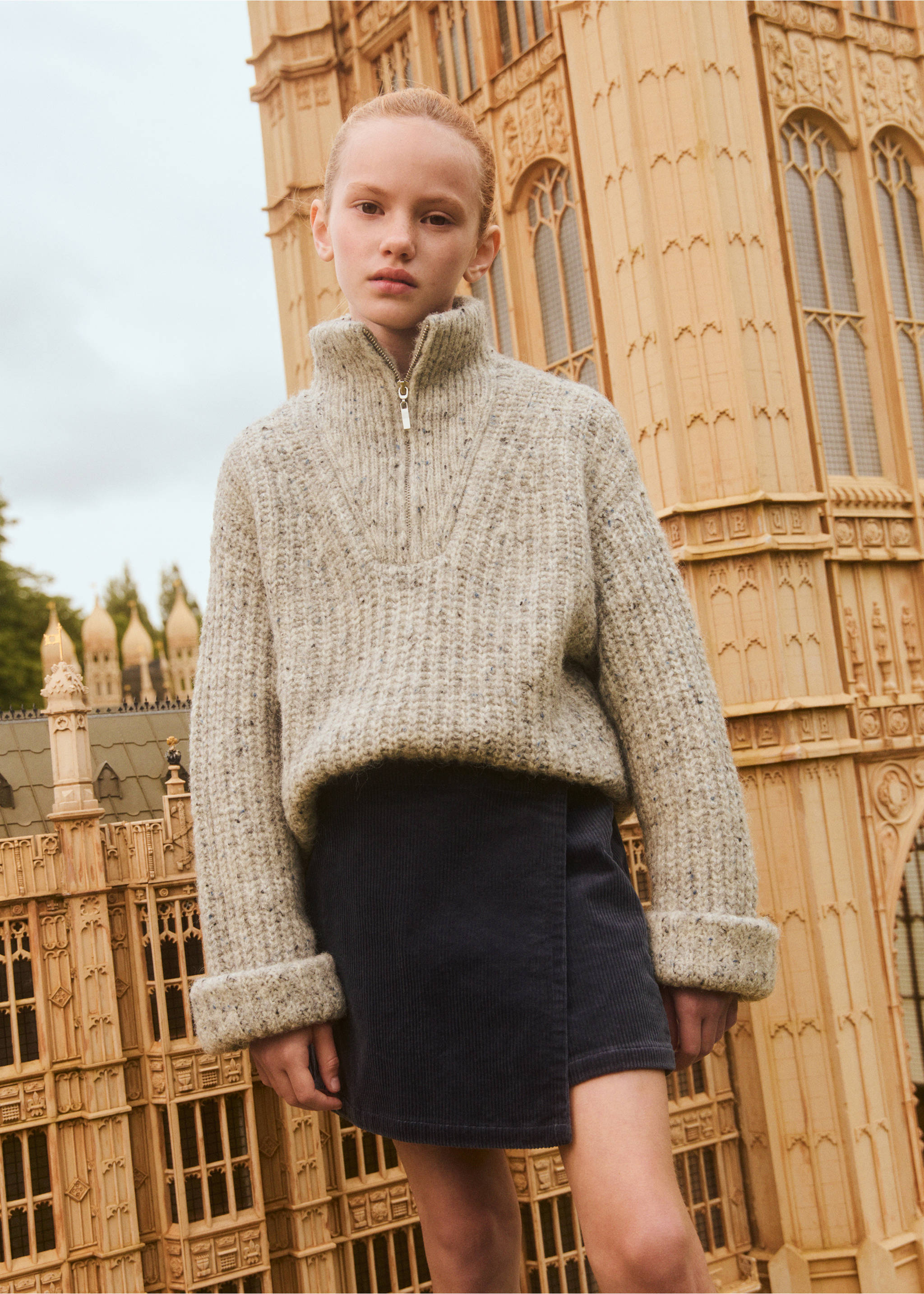 Cordoury skirt trousers - Details of the article 5, Dark Navy. Ref: 77087665-00.