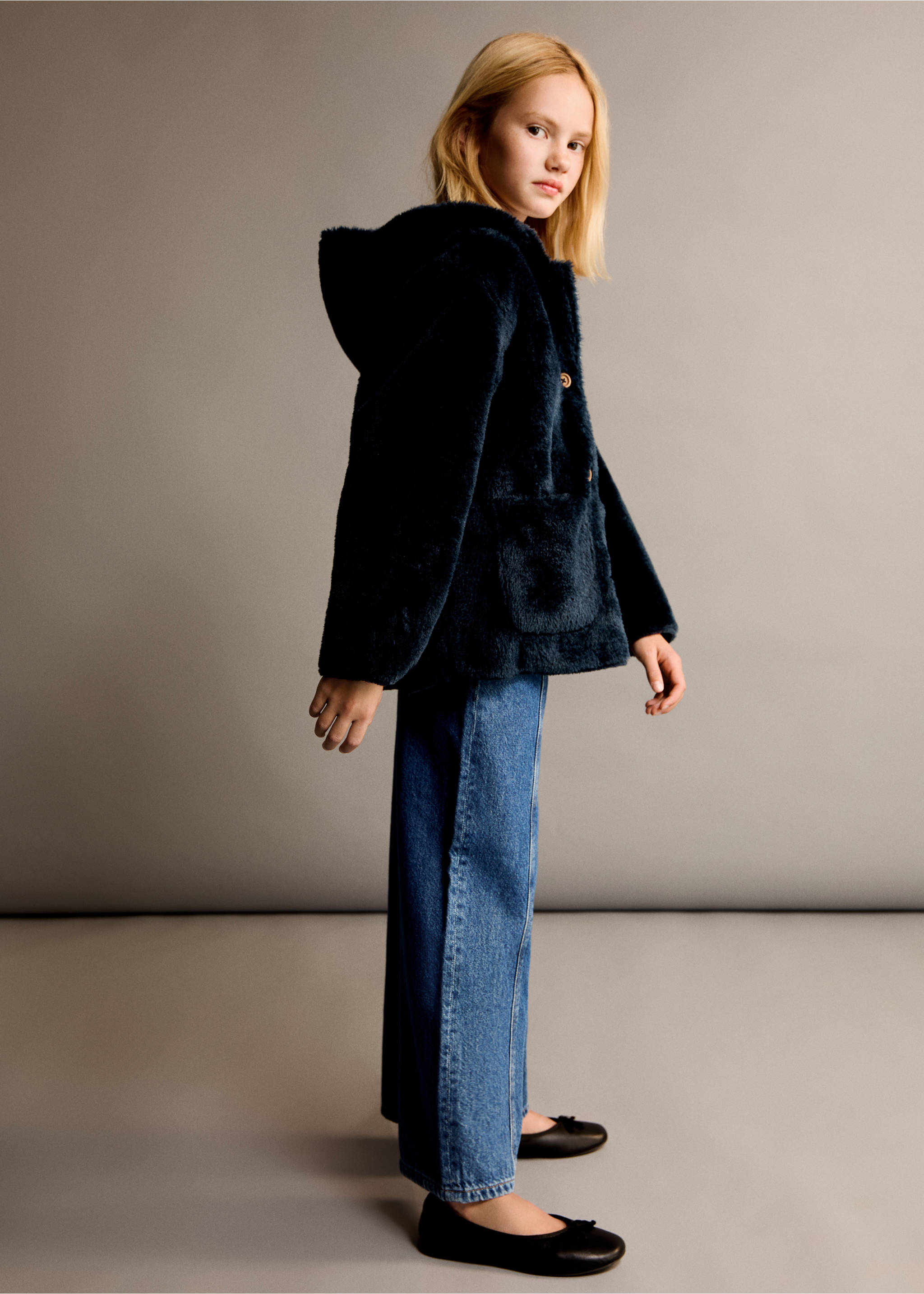 Mantel mit Pelzeffekt - Allgemeine Ansicht, Blau. Ref: 77087674-00.