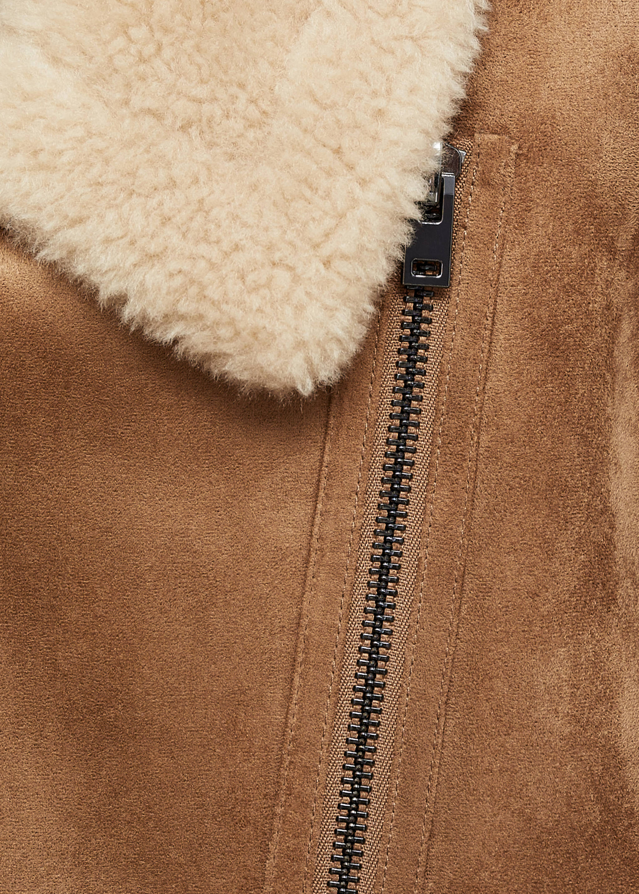 Casaco de dupla face com efeito de pele - Pormenor do artigo 8