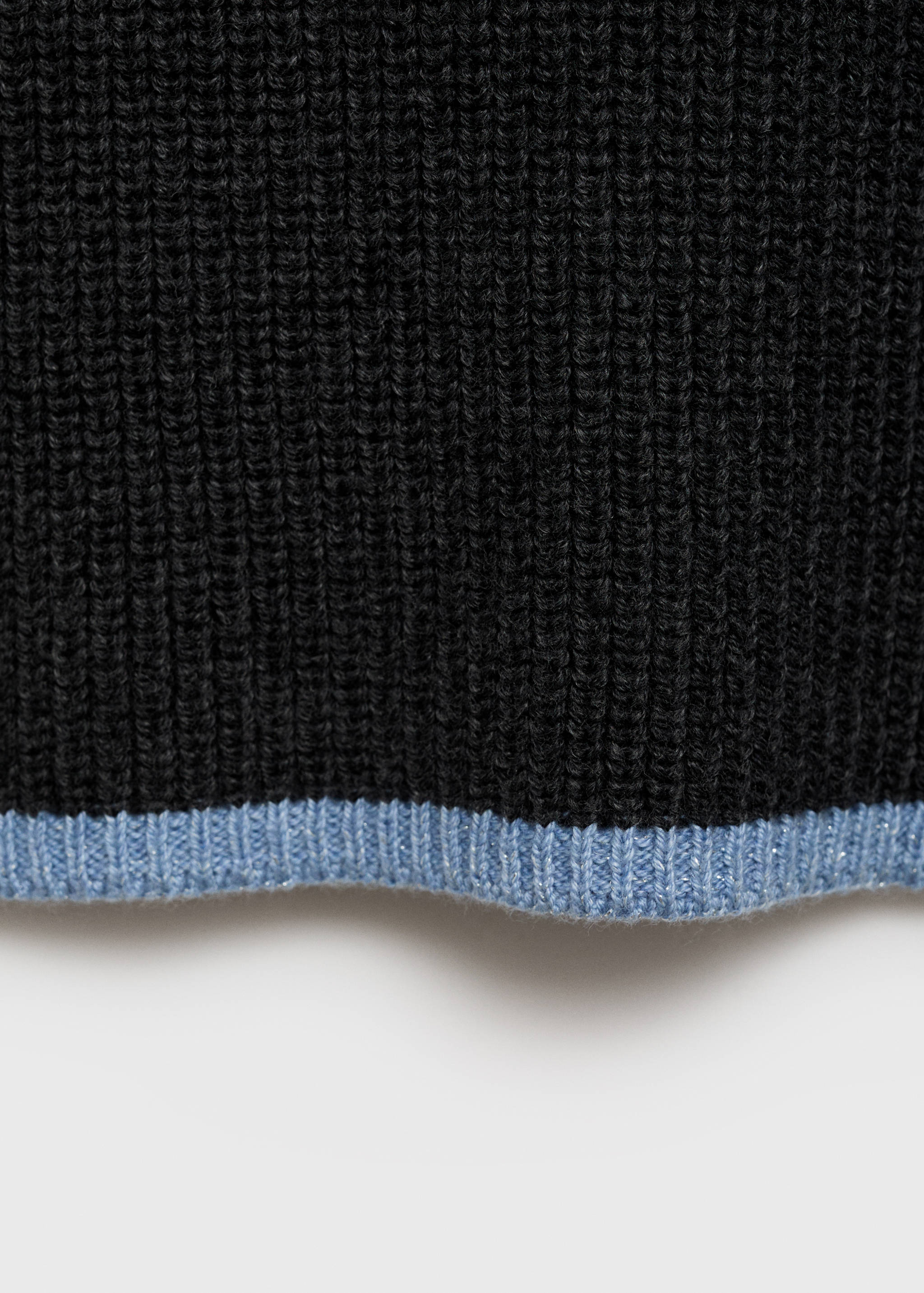 Strickpullunder mit Kontrastsaum - Detail des Artikels 0