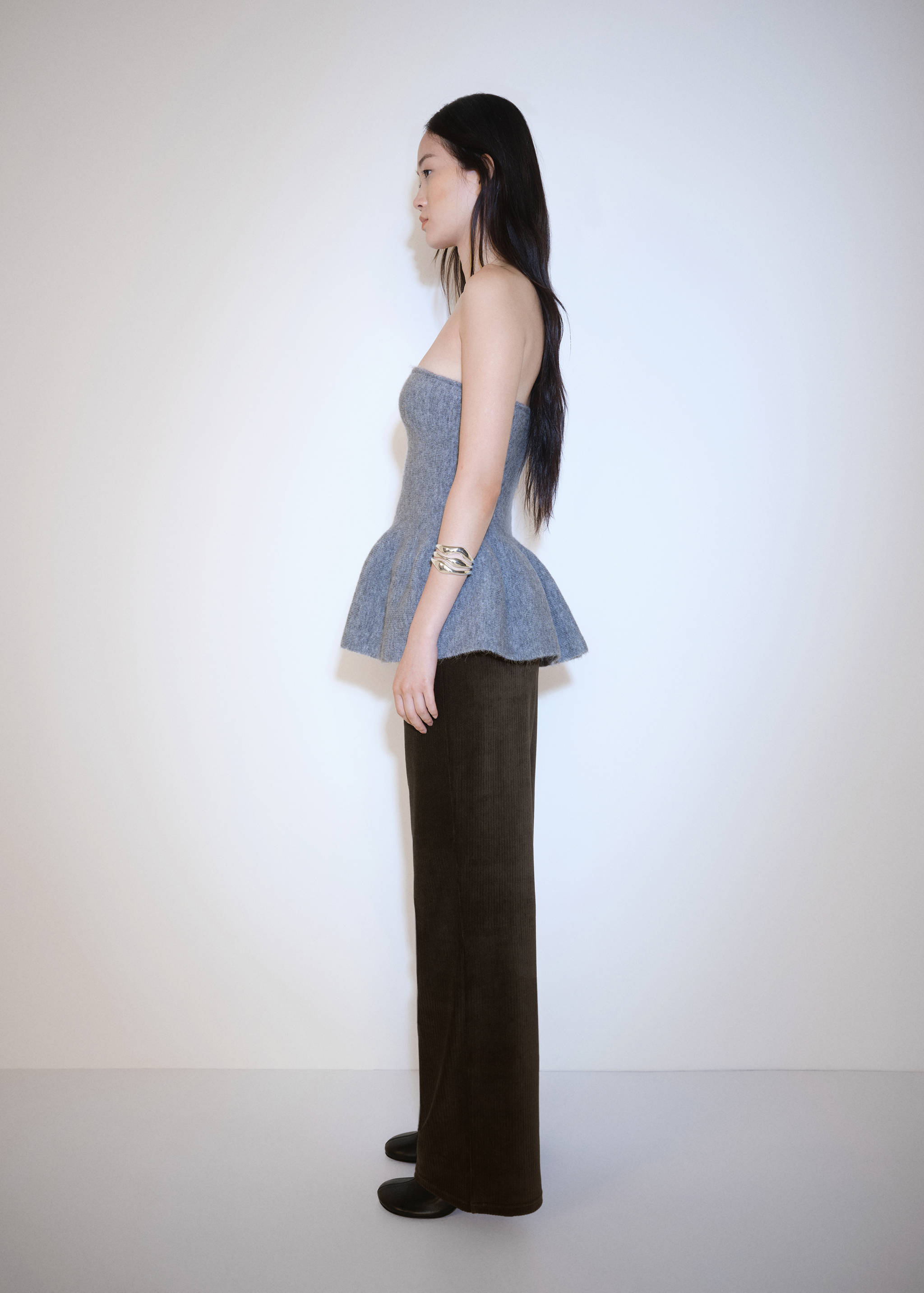 Corduroy straight trousers - Details of the article 2