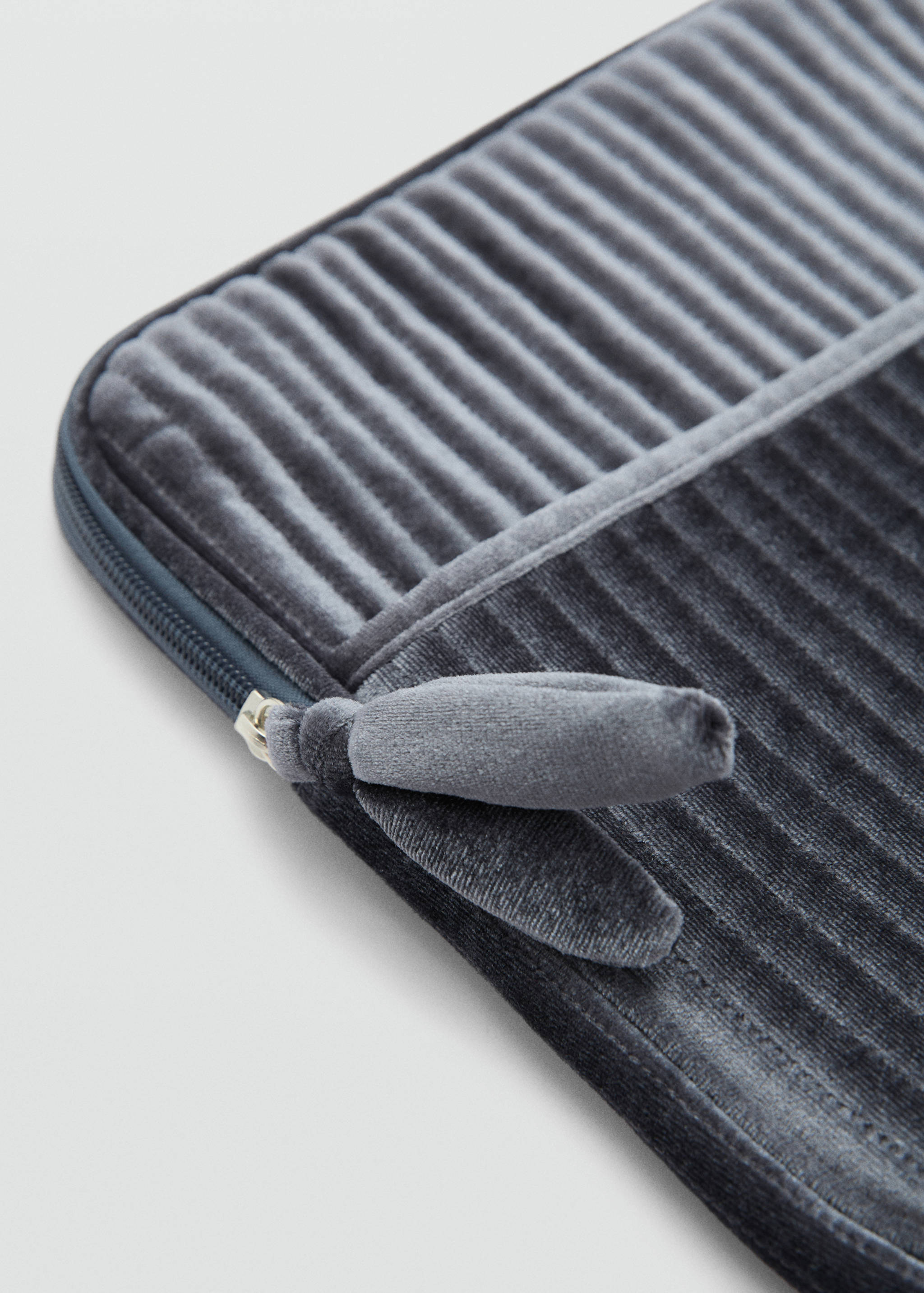 Velvet laptop case - Details of the article 1