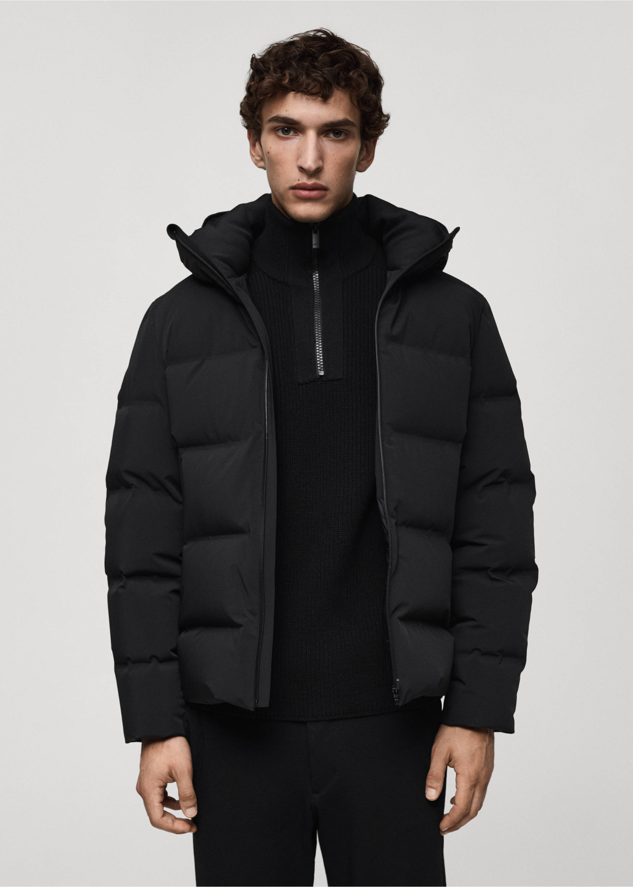 Waterproof anorak with down and feather filling - Medium plane, Black. Ref: 77087911-00.