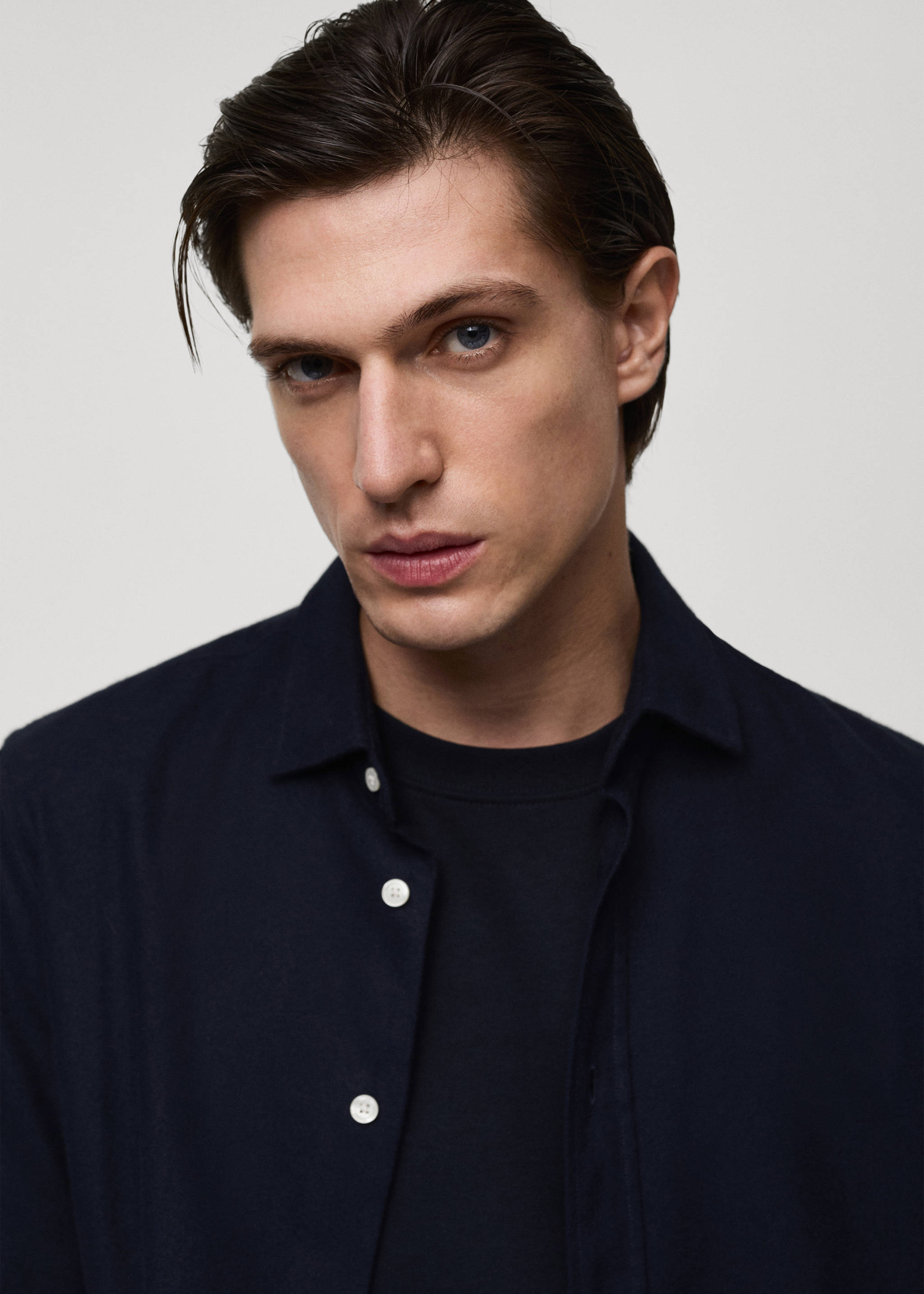 100% cotton flannel regular-fit shirt - Details of the article 1