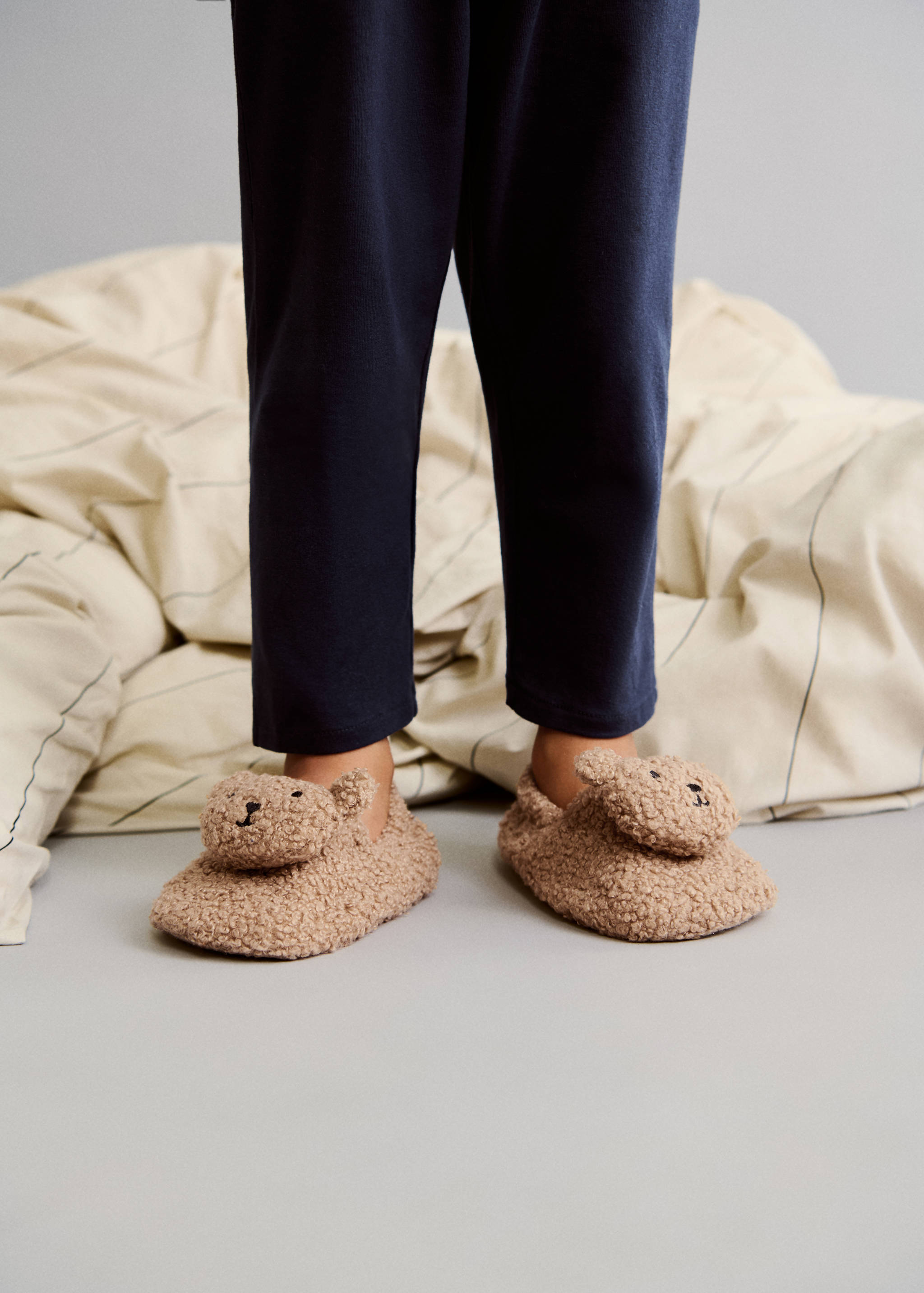 Bear slippers - Details of the article 5