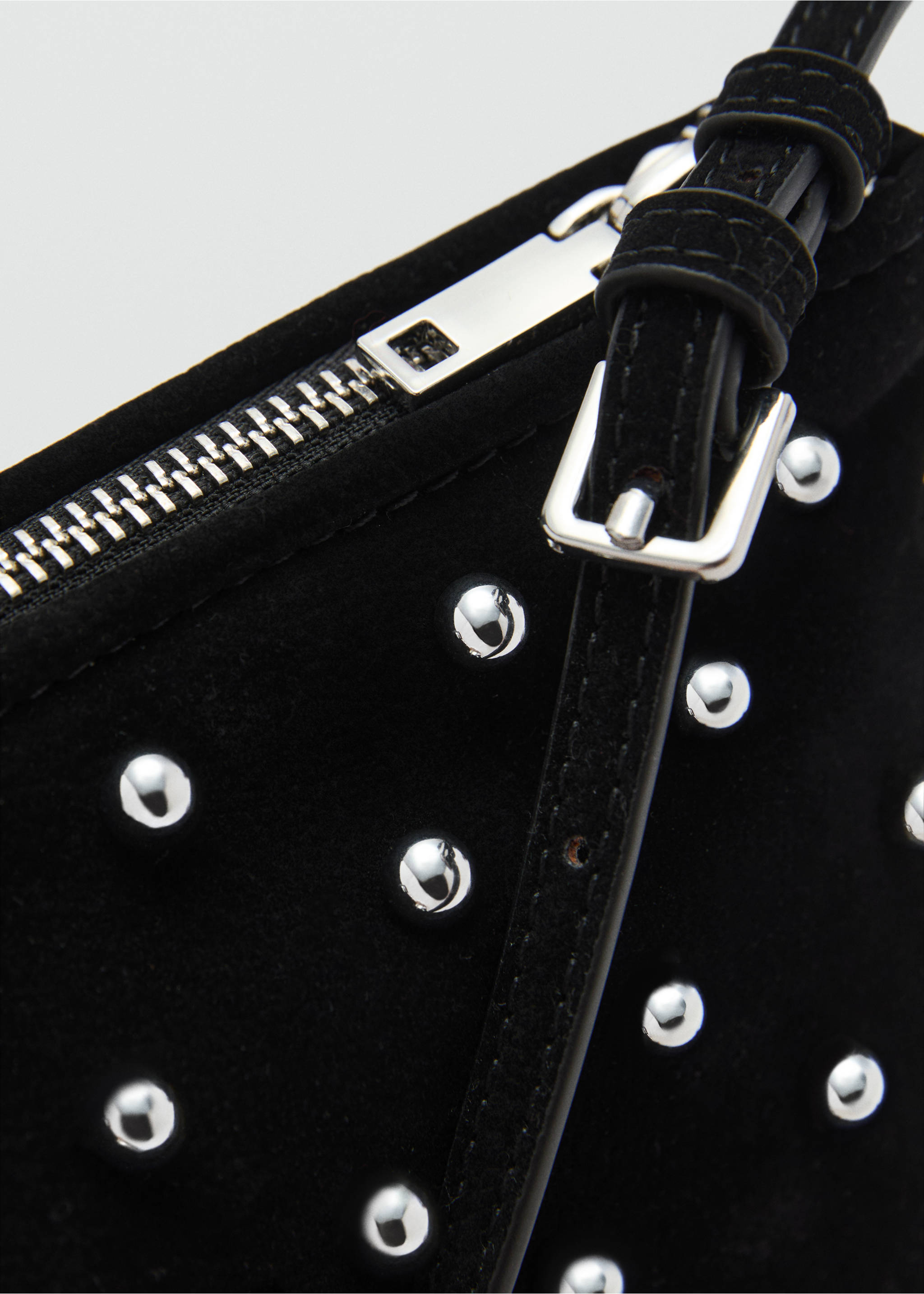 Sac sequins décoratifs - Détail de l'article 2, Noir. Ref: 77087929-00.
