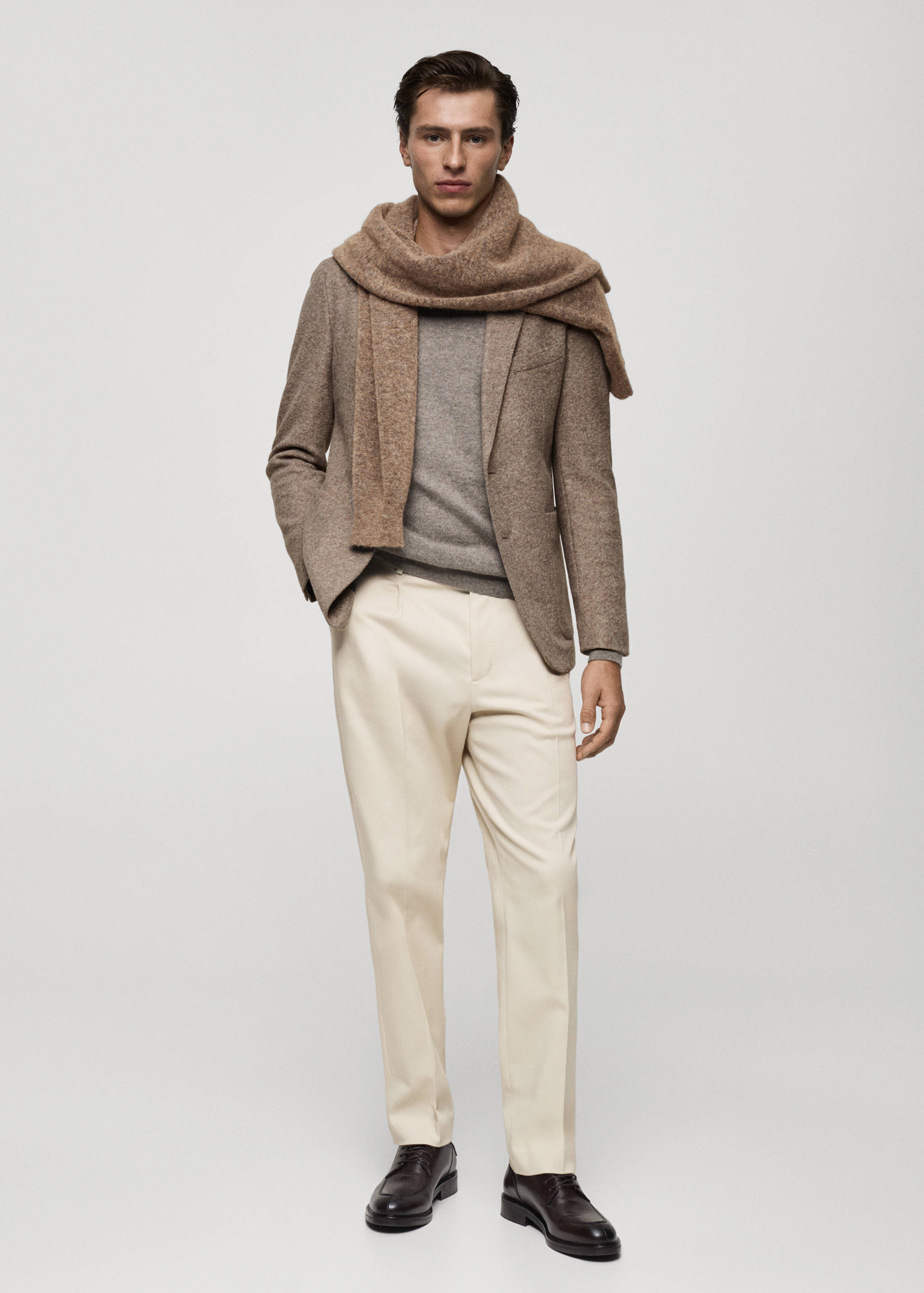 Leather blucher shoes with laces - General plane