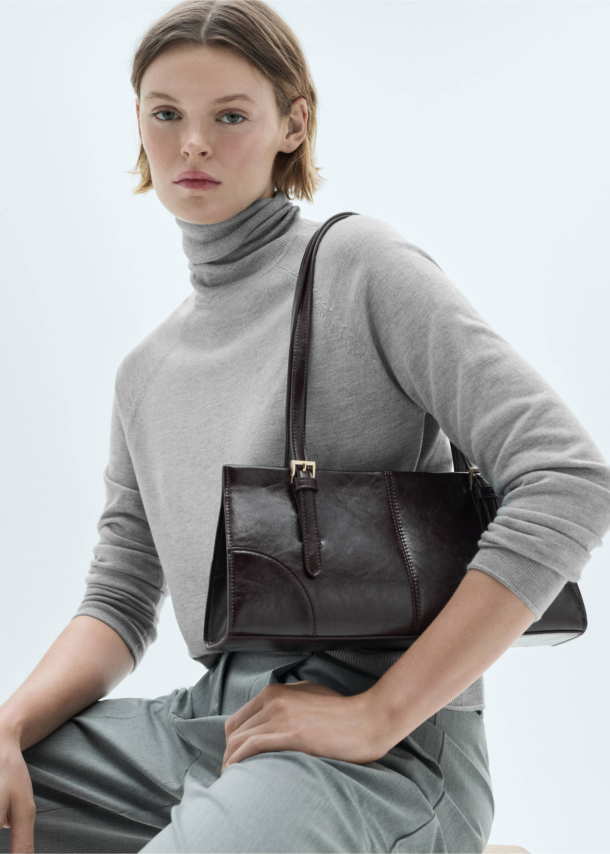 Fine-knit turtleneck sweater - Medium plane, Light Heather Grey. Ref: 77088264-00.