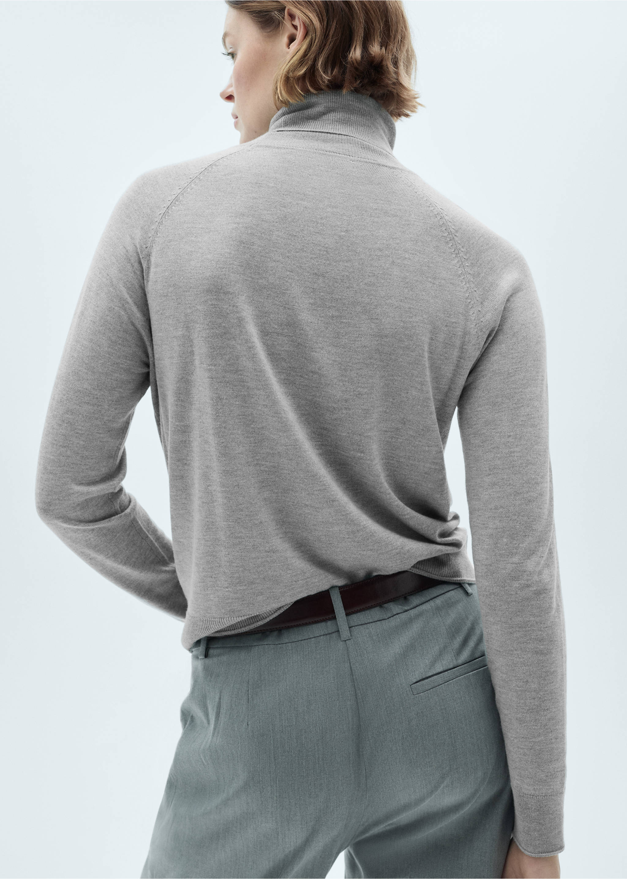 Fine-knit turtleneck sweater - Reverse of the article, Light Heather Grey. Ref: 77088264-00.