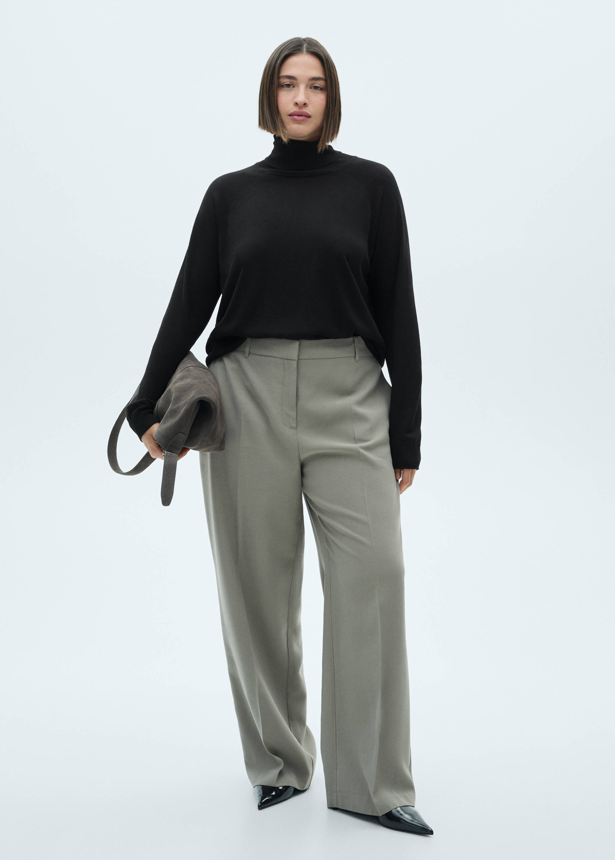 Fine-knit turtleneck sweater - Details of the article 3