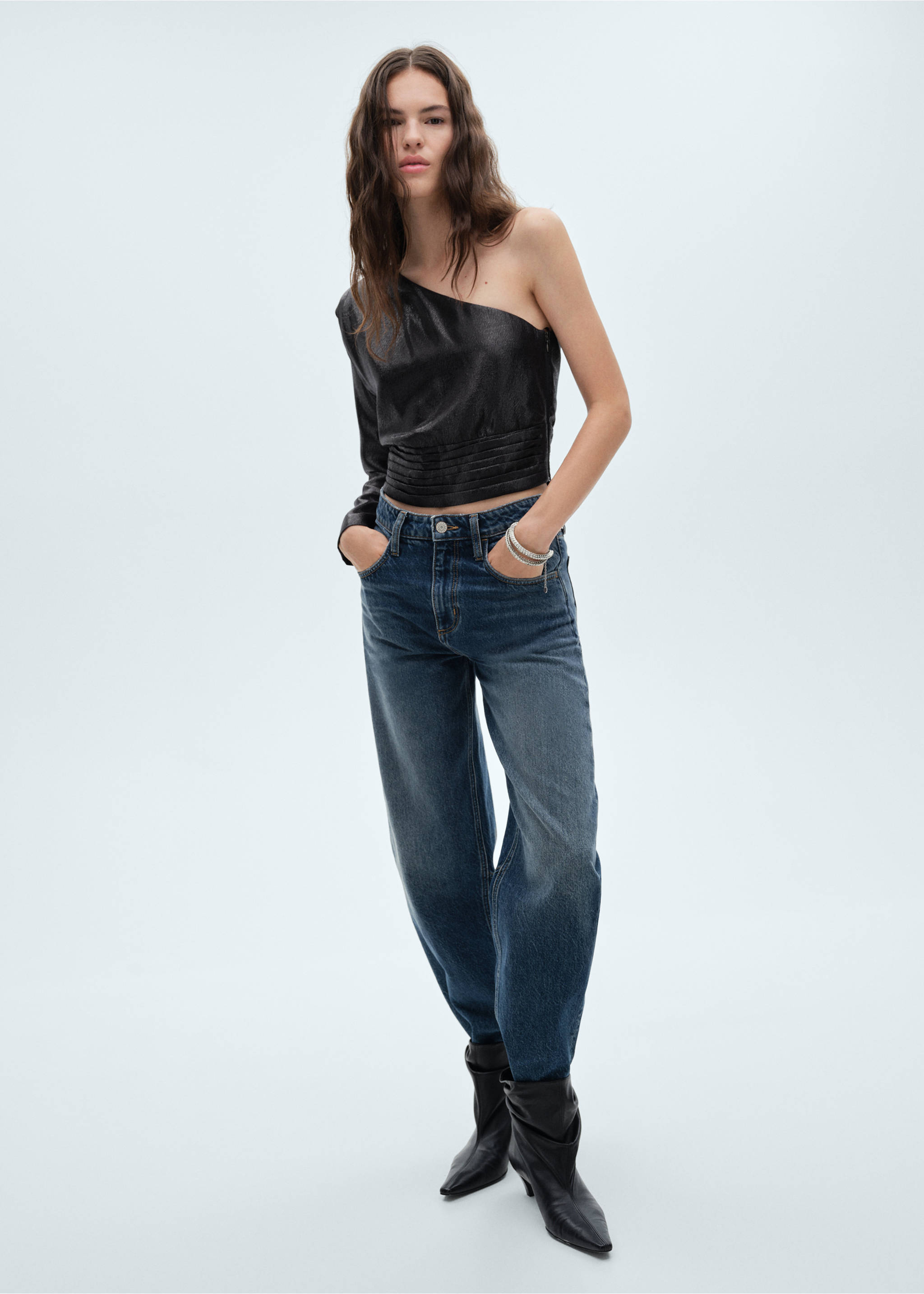 Asymmetrical puff sleeve blouse - General plane, Black. Ref: 77088266-00.