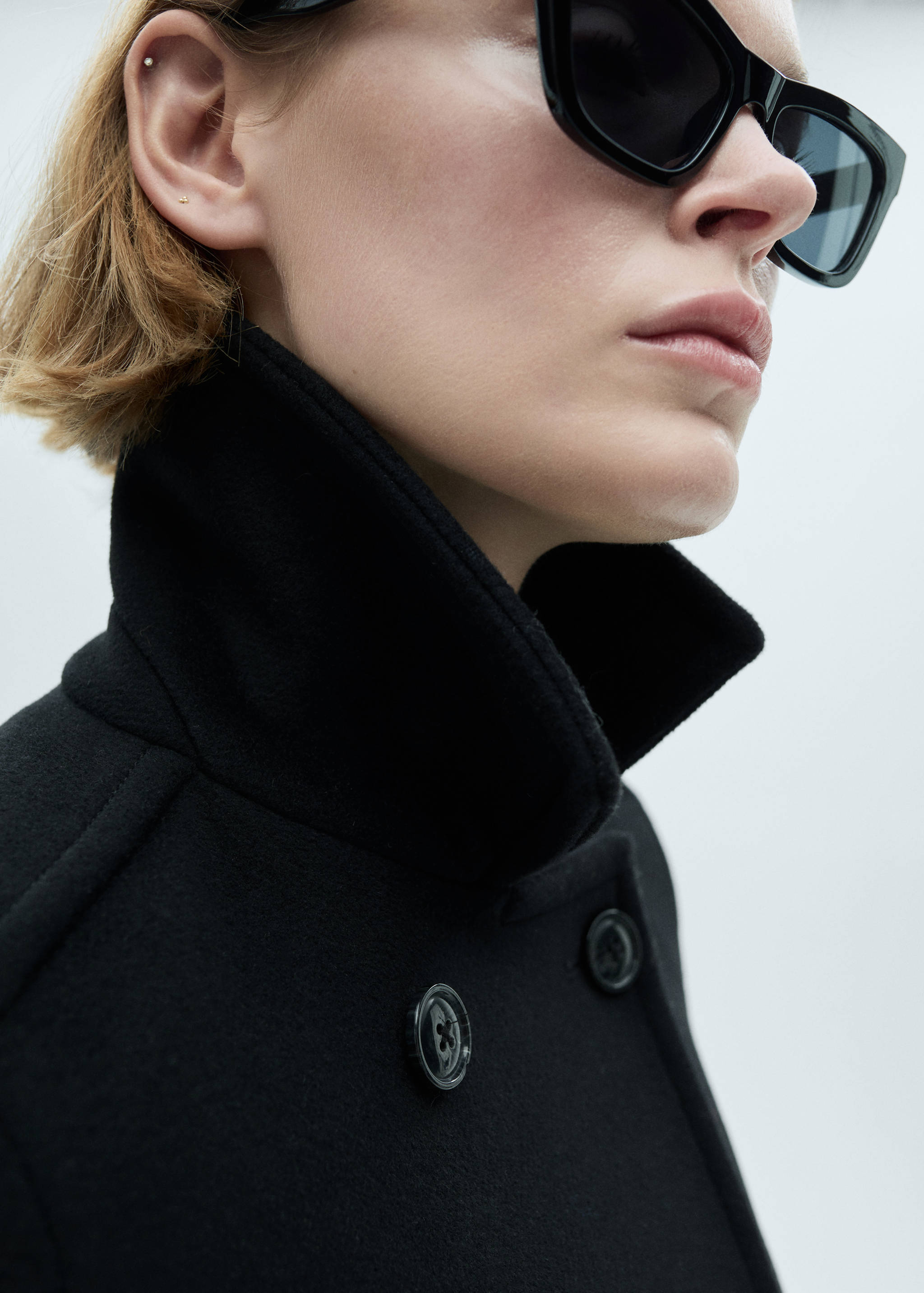 Double-breasted wool blend coat - Details of the article 1