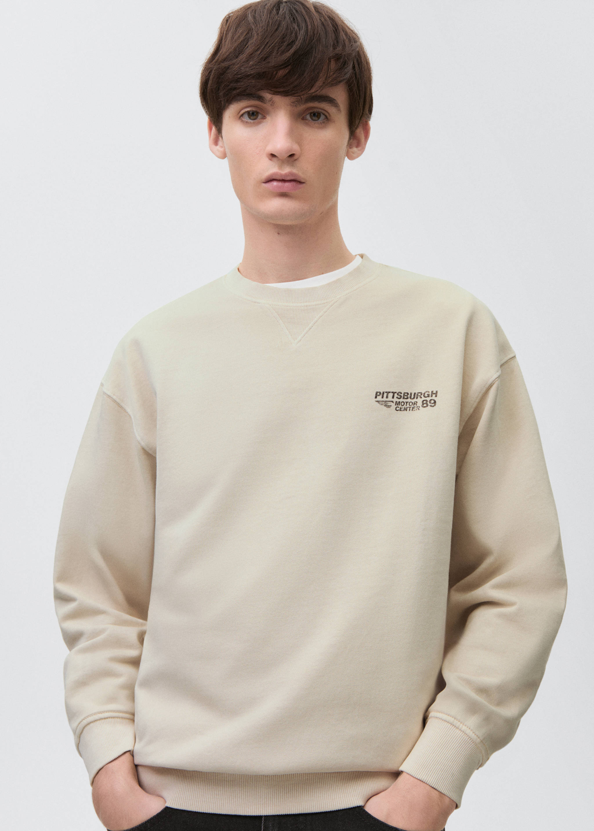 Sudadera mensaje estampado - Plano medio