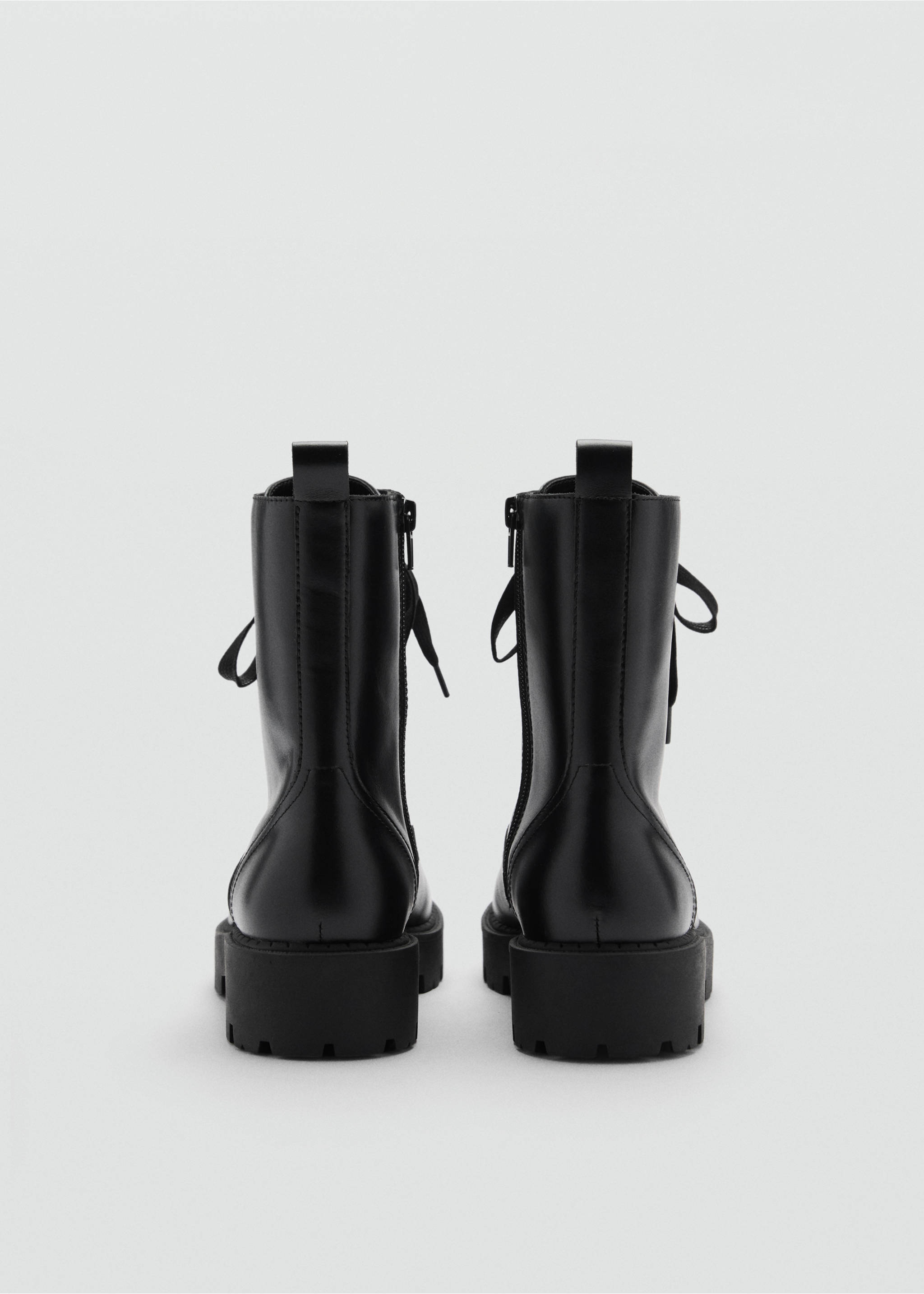 Lace-up leather ankle boots - Details of the article 2, Black. Ref: 77088635-00.